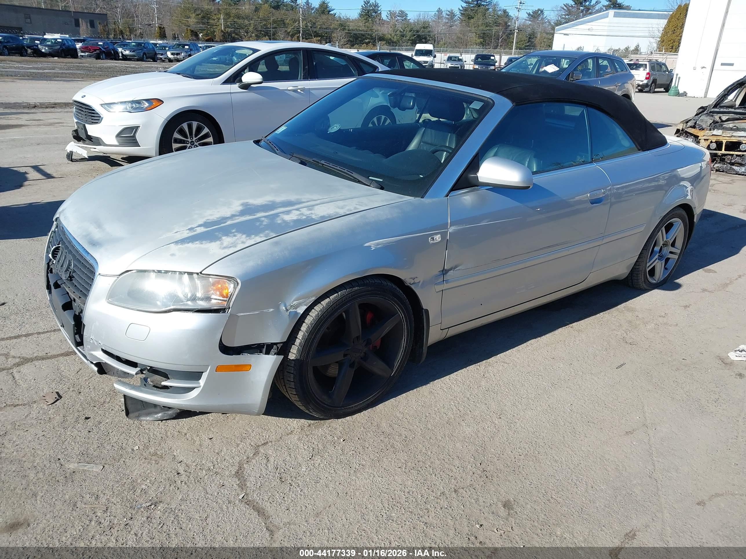 AUDI A4 image 2