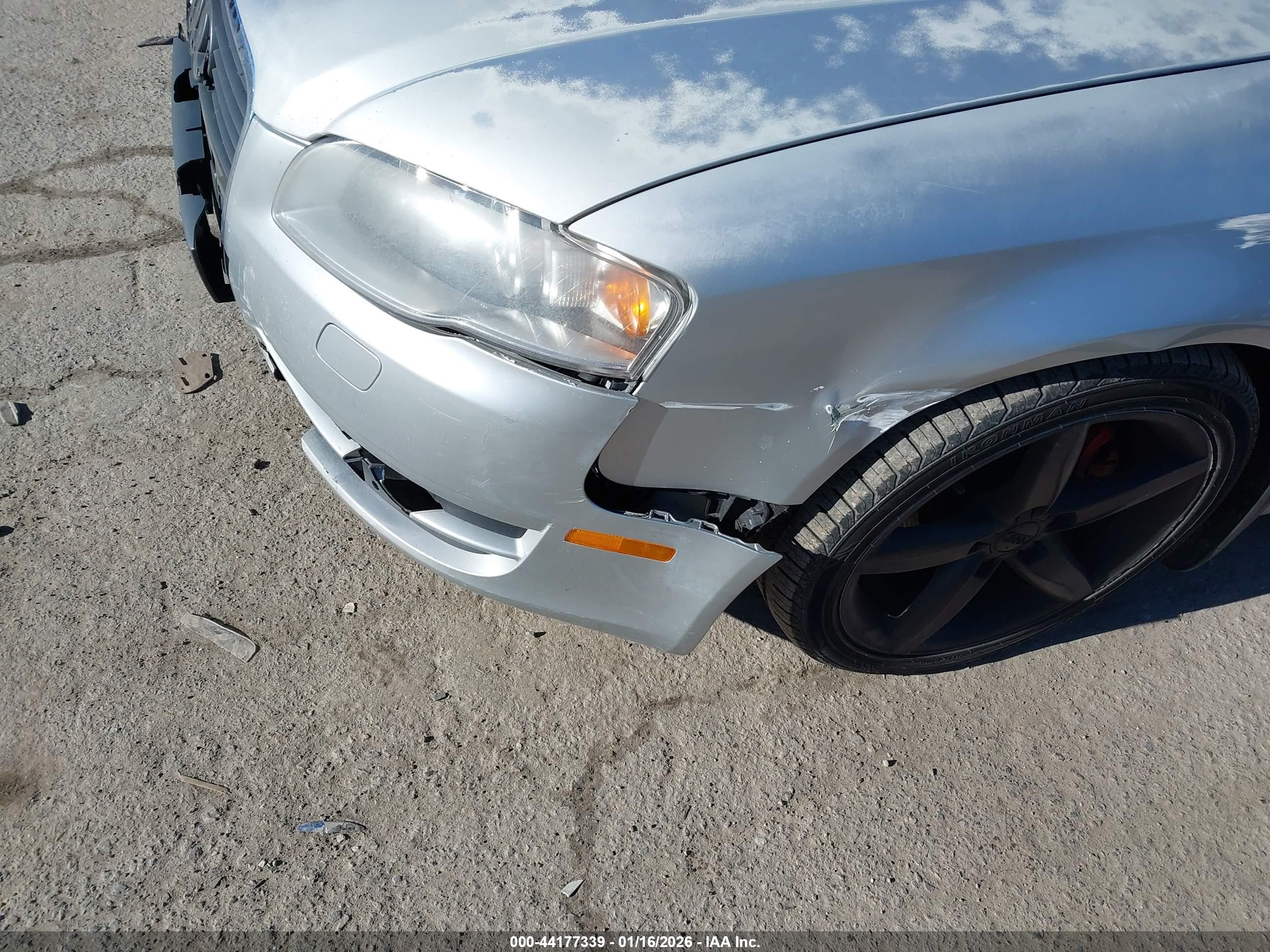 AUDI A4 image 6