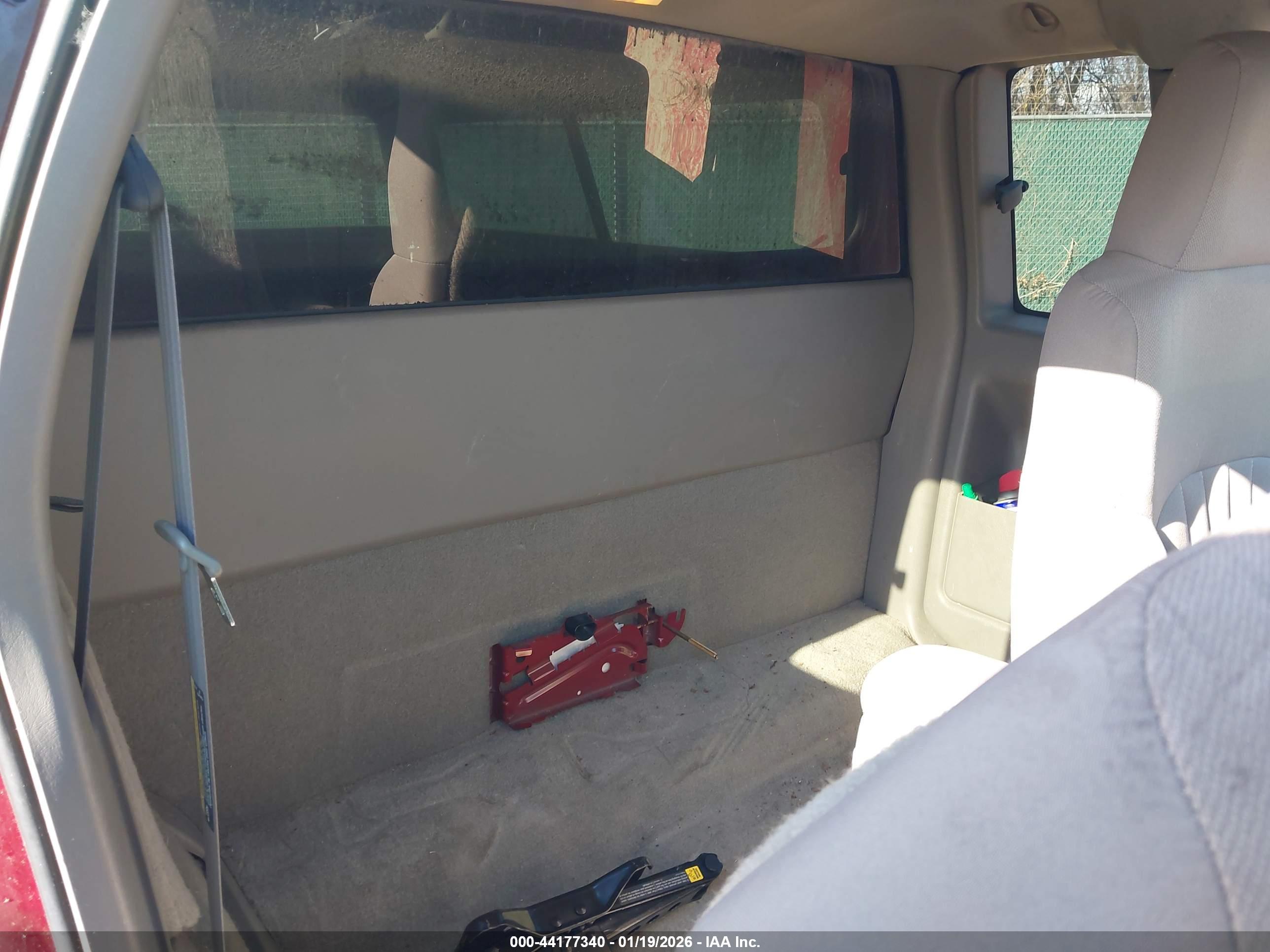 CHEVROLET S-10 image 8