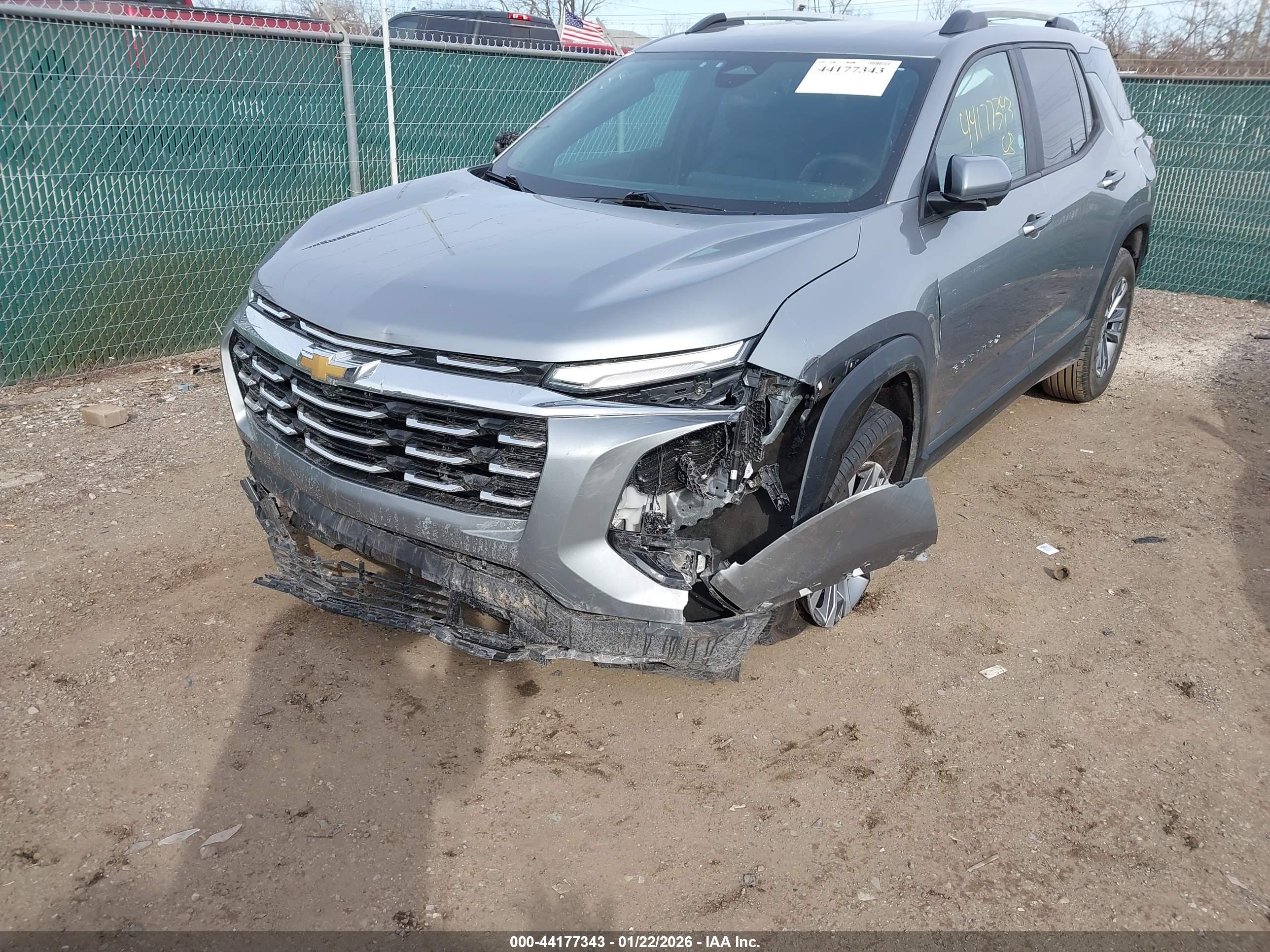 CHEVROLET EQUINOX image 6