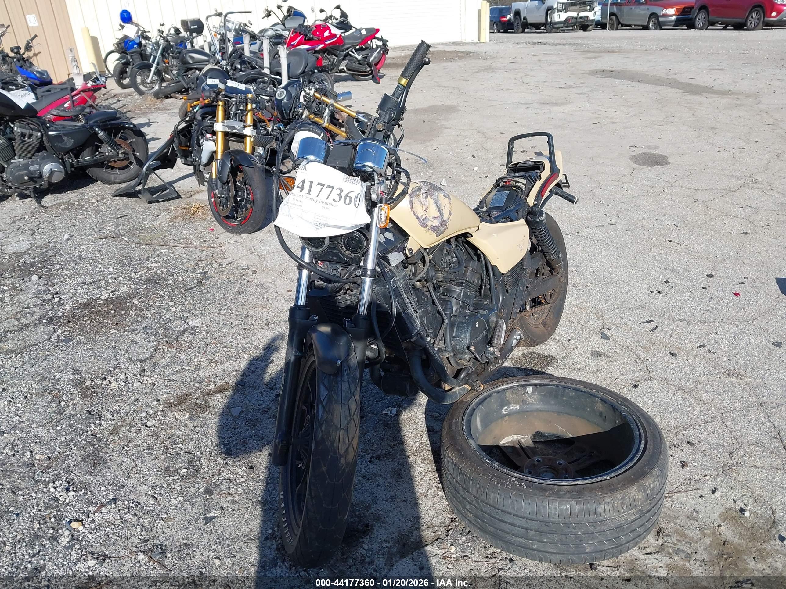 HONDA VF500 image 2
