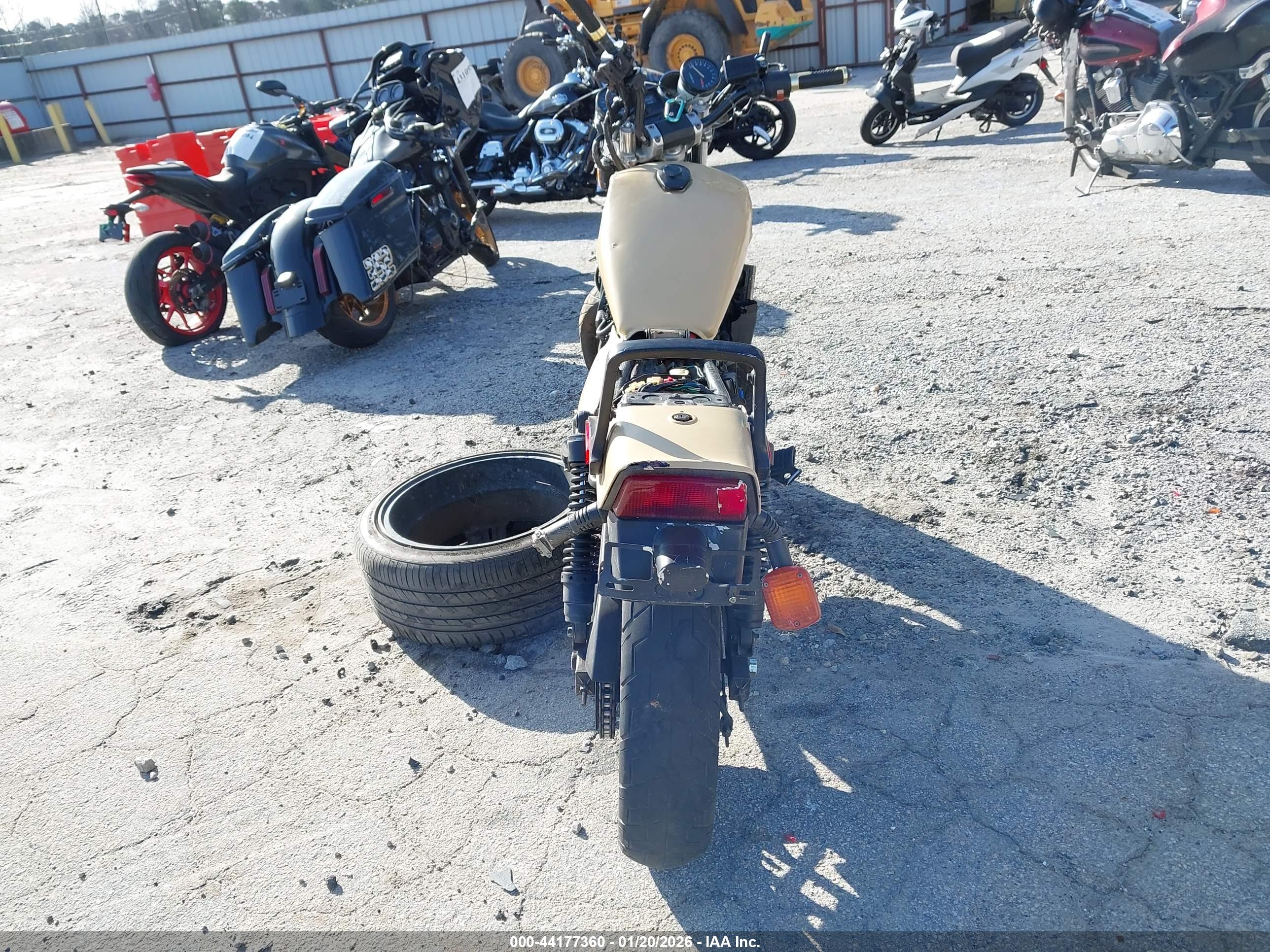 HONDA VF500 image 6