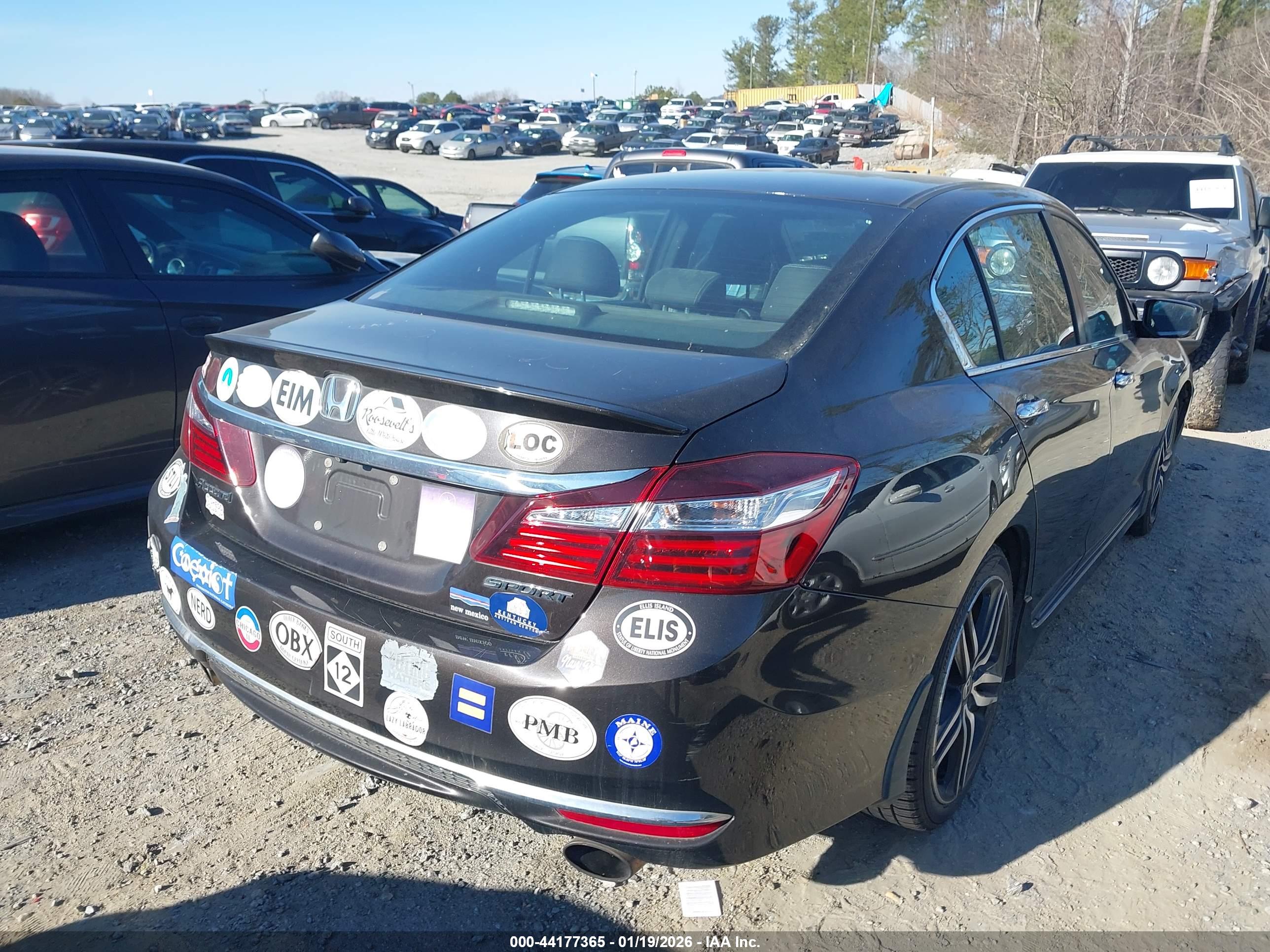 HONDA ACCORD image 4