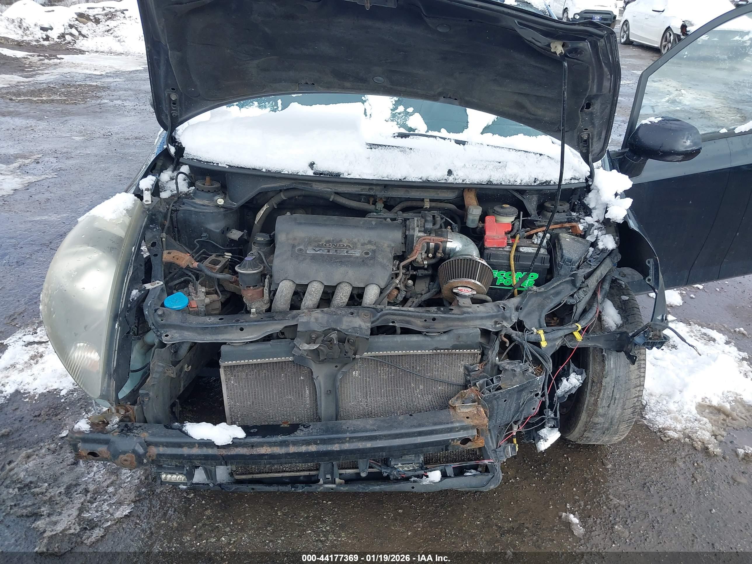 HONDA FIT image 10