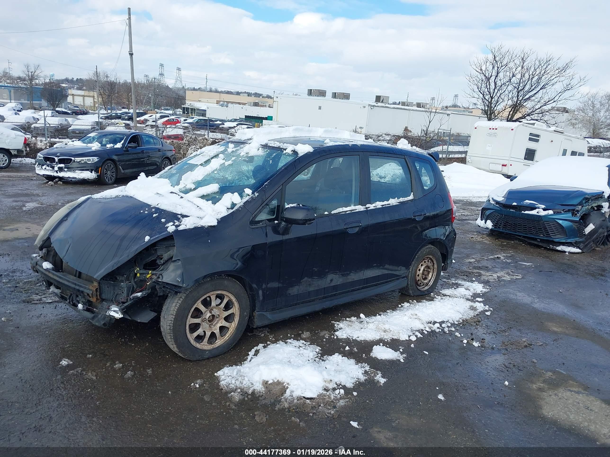 HONDA FIT image 2