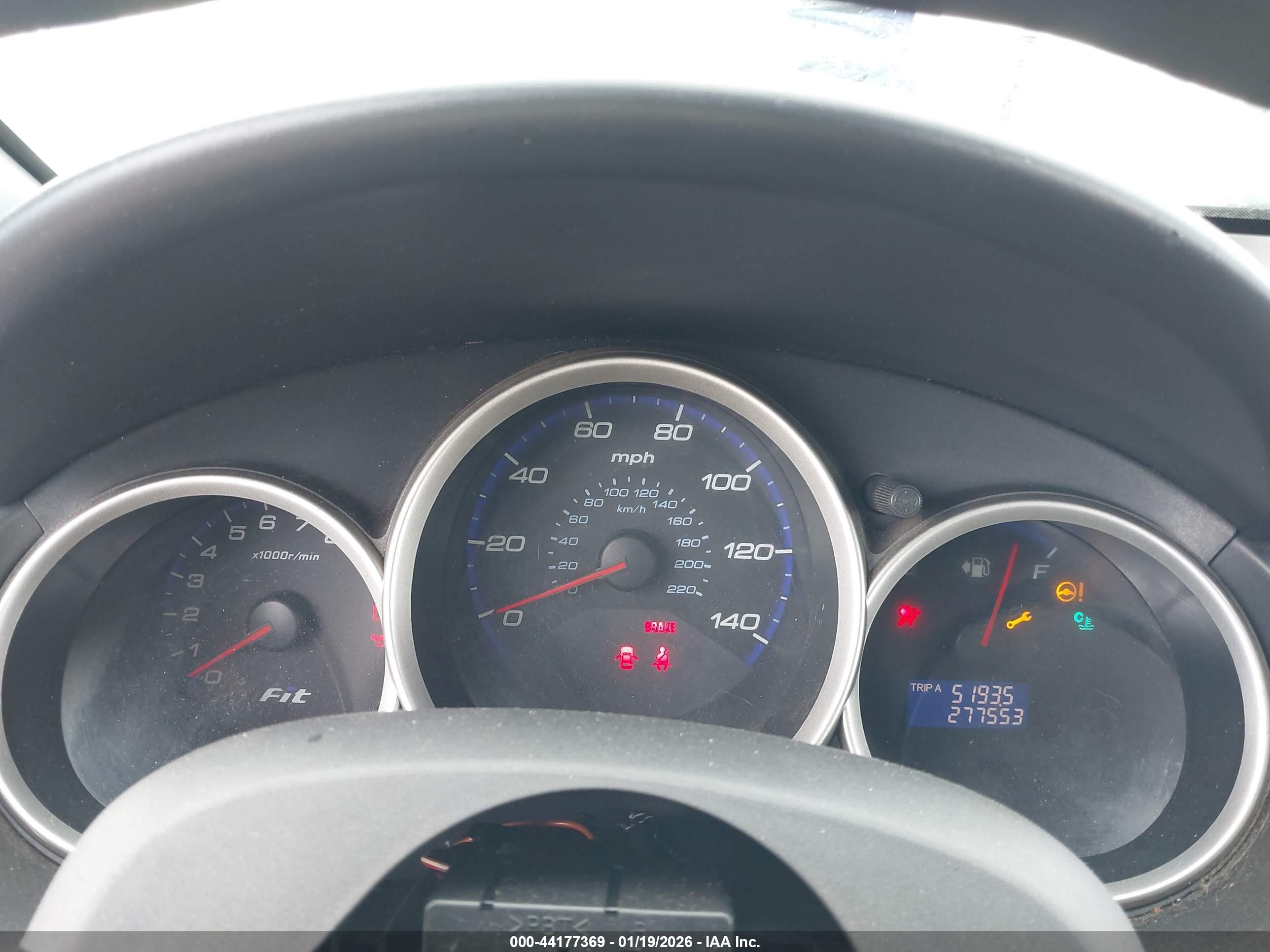 HONDA FIT image 7