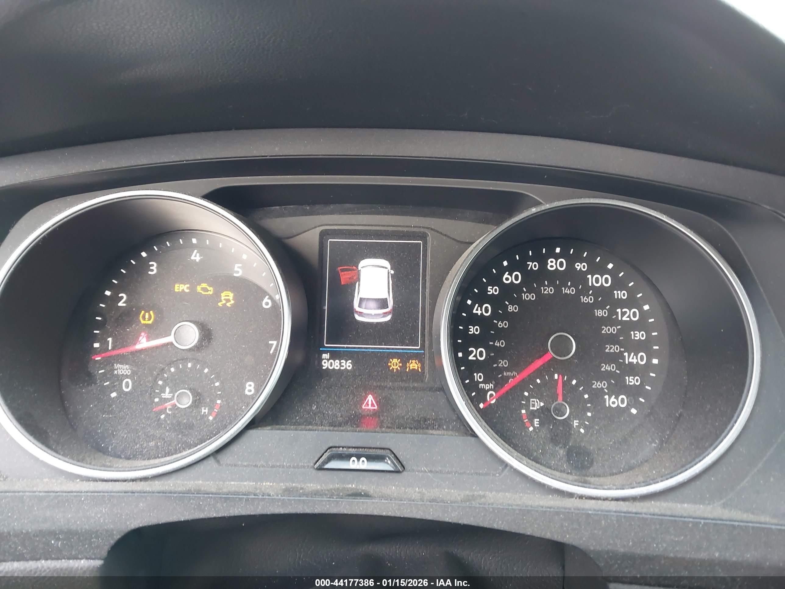VOLKSWAGEN TIGUAN image 7
