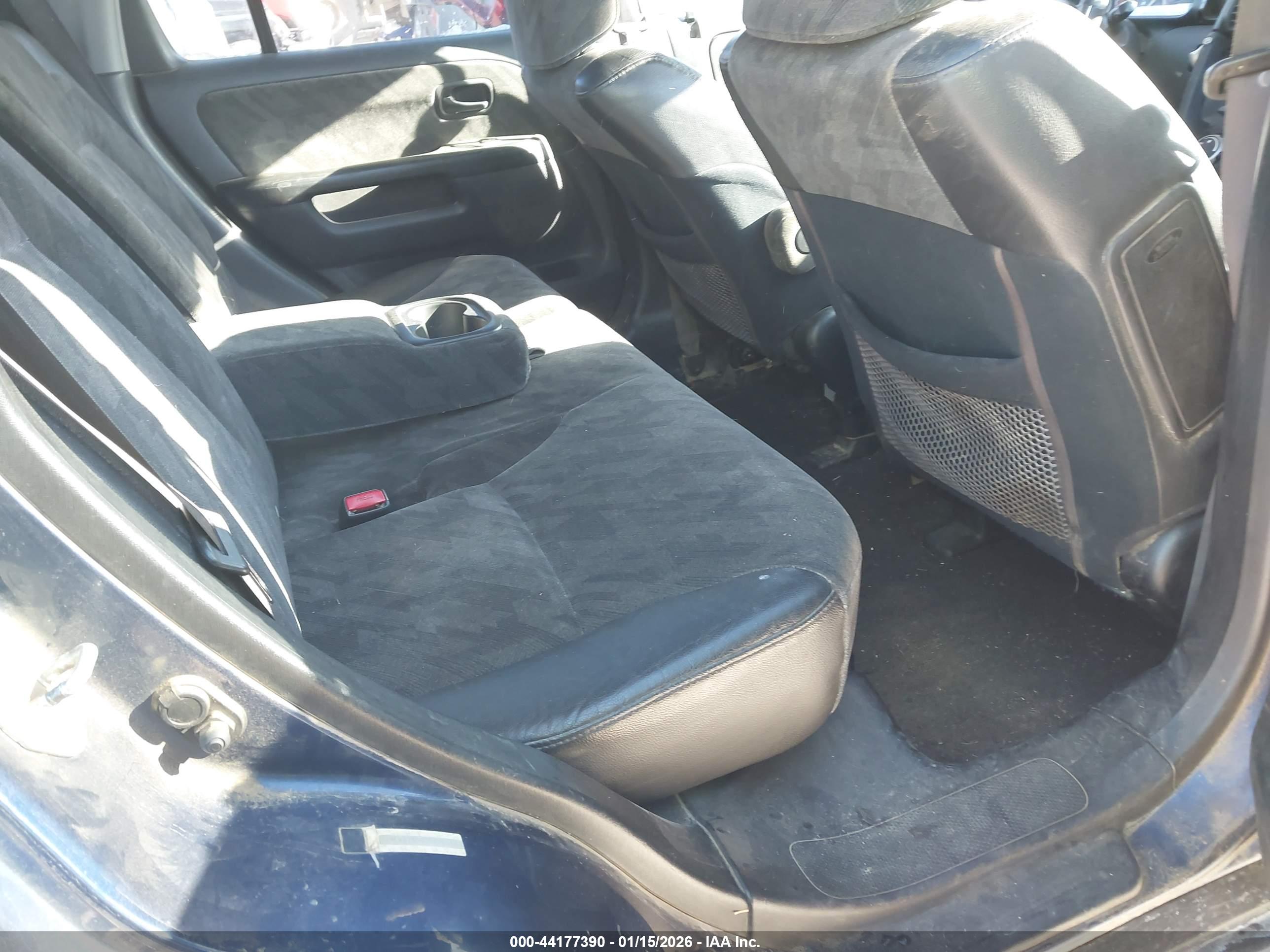 HONDA CR-V image 8
