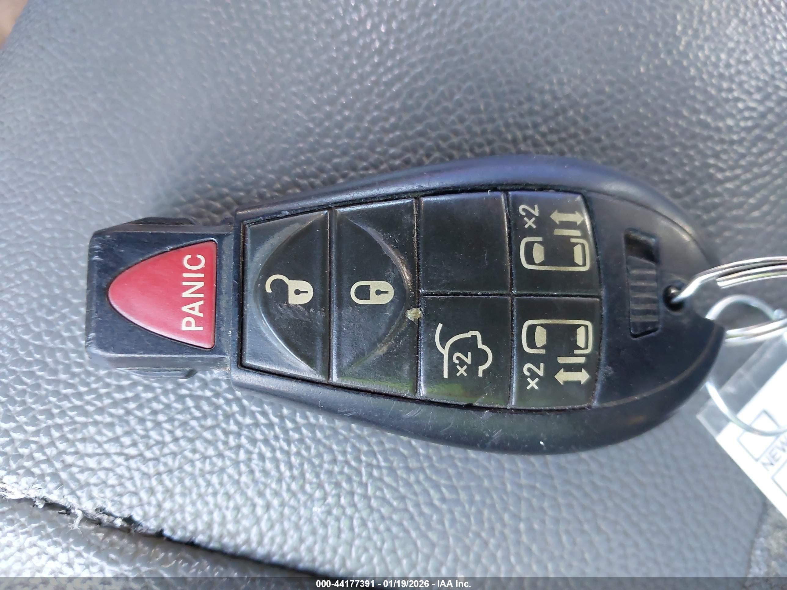 CHRYSLER TOWN image 11