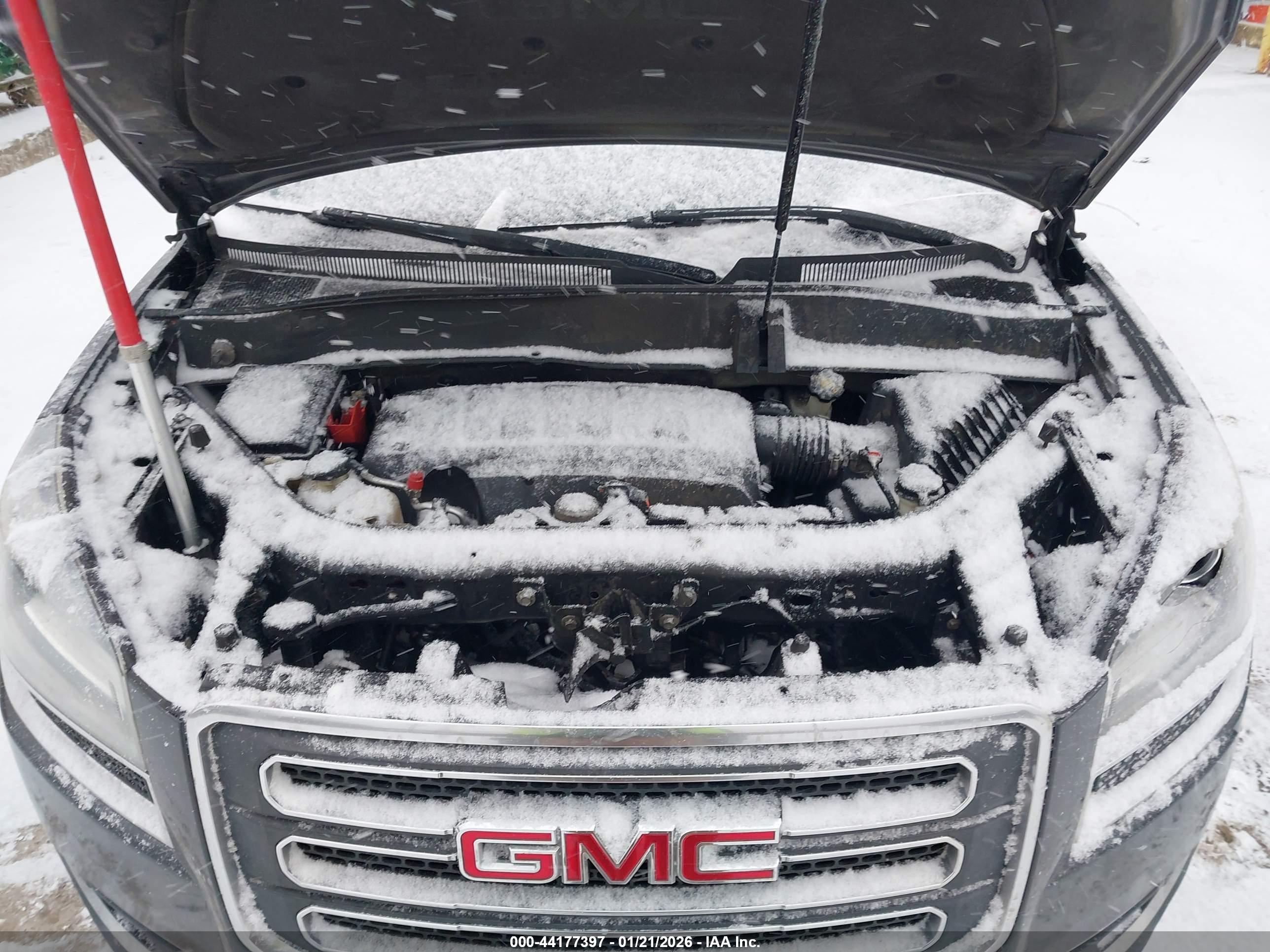 GMC ACADIA image 10