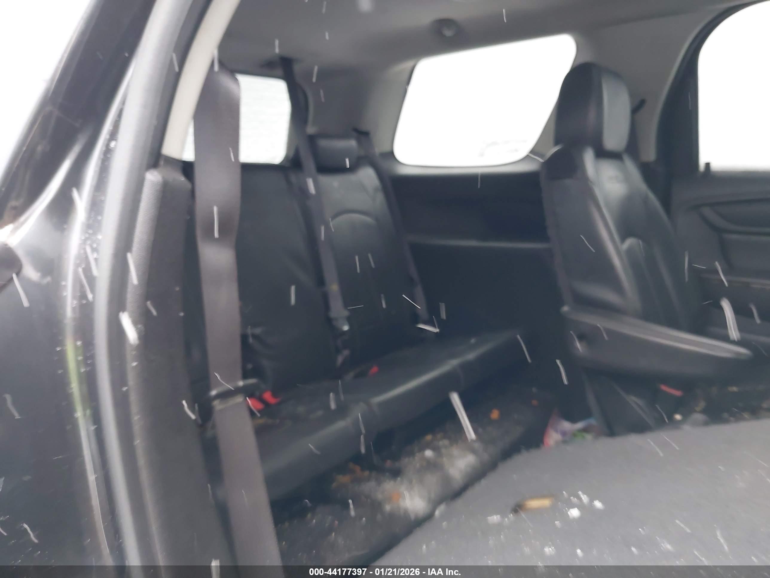 GMC ACADIA image 8
