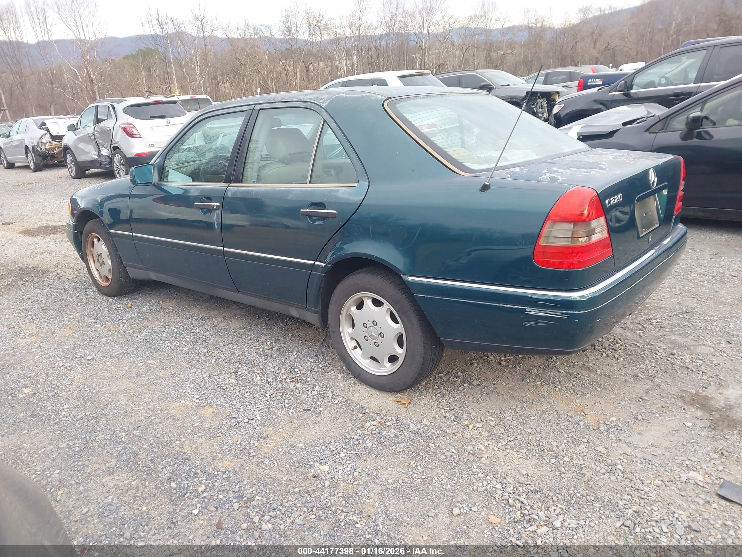 MERCEDES-BENZ C image 3