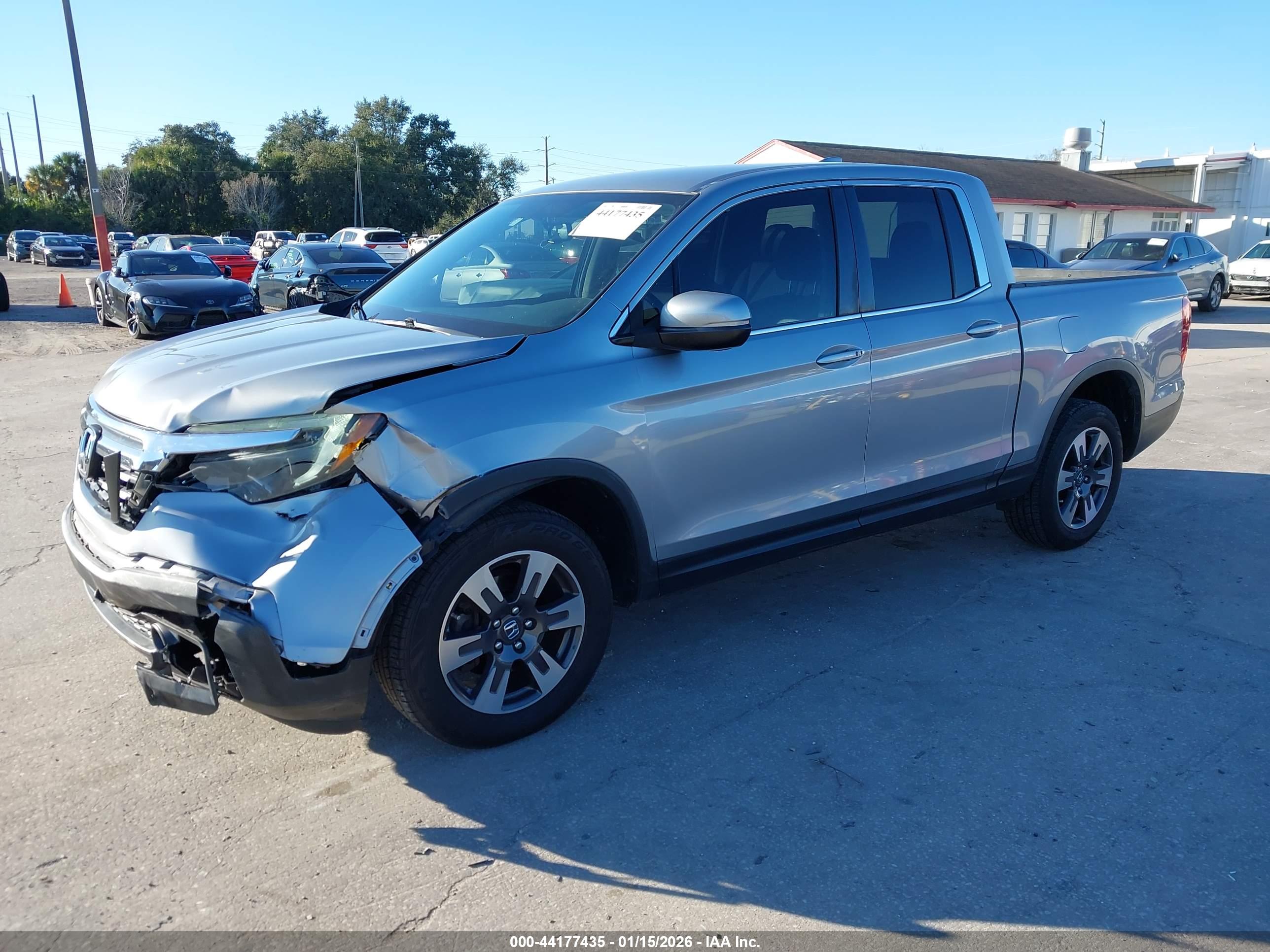 HONDA RIDGELINE image 2