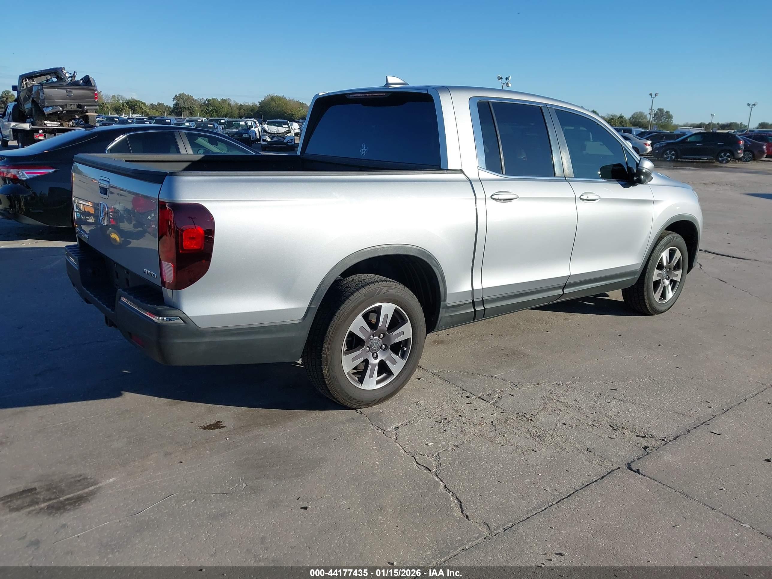HONDA RIDGELINE image 4