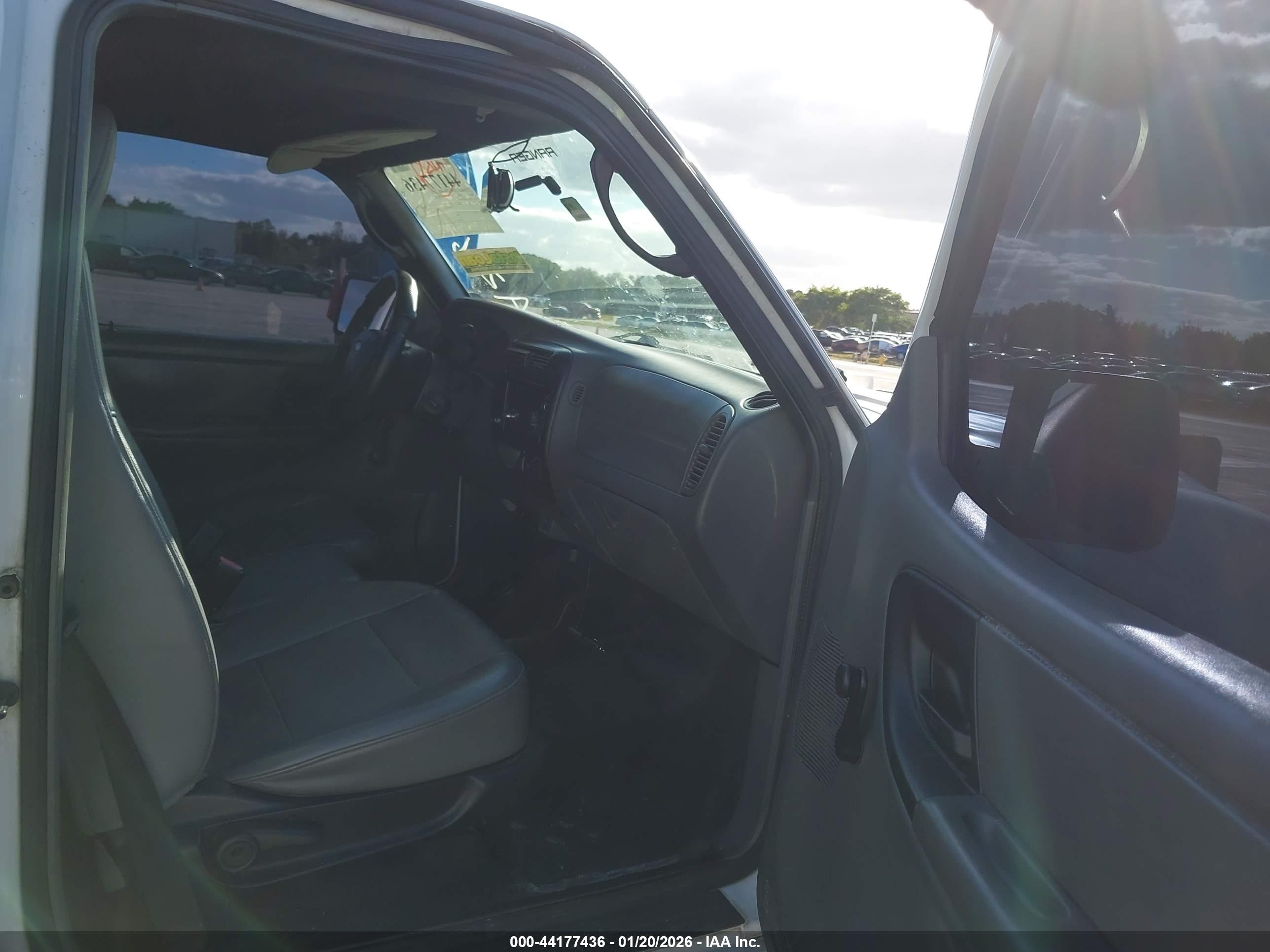 FORD RANGER image 5