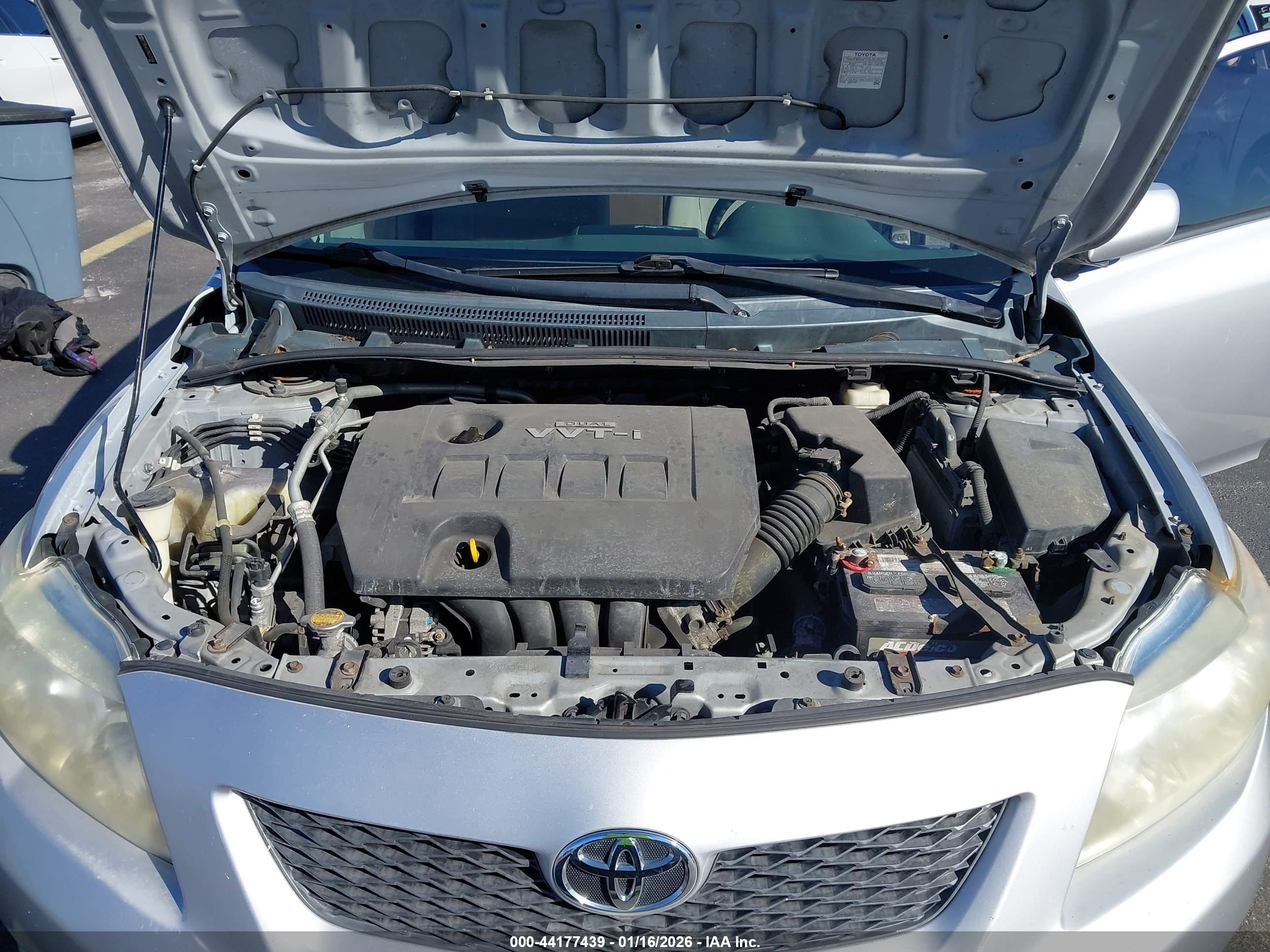 TOYOTA COROLLA image 10