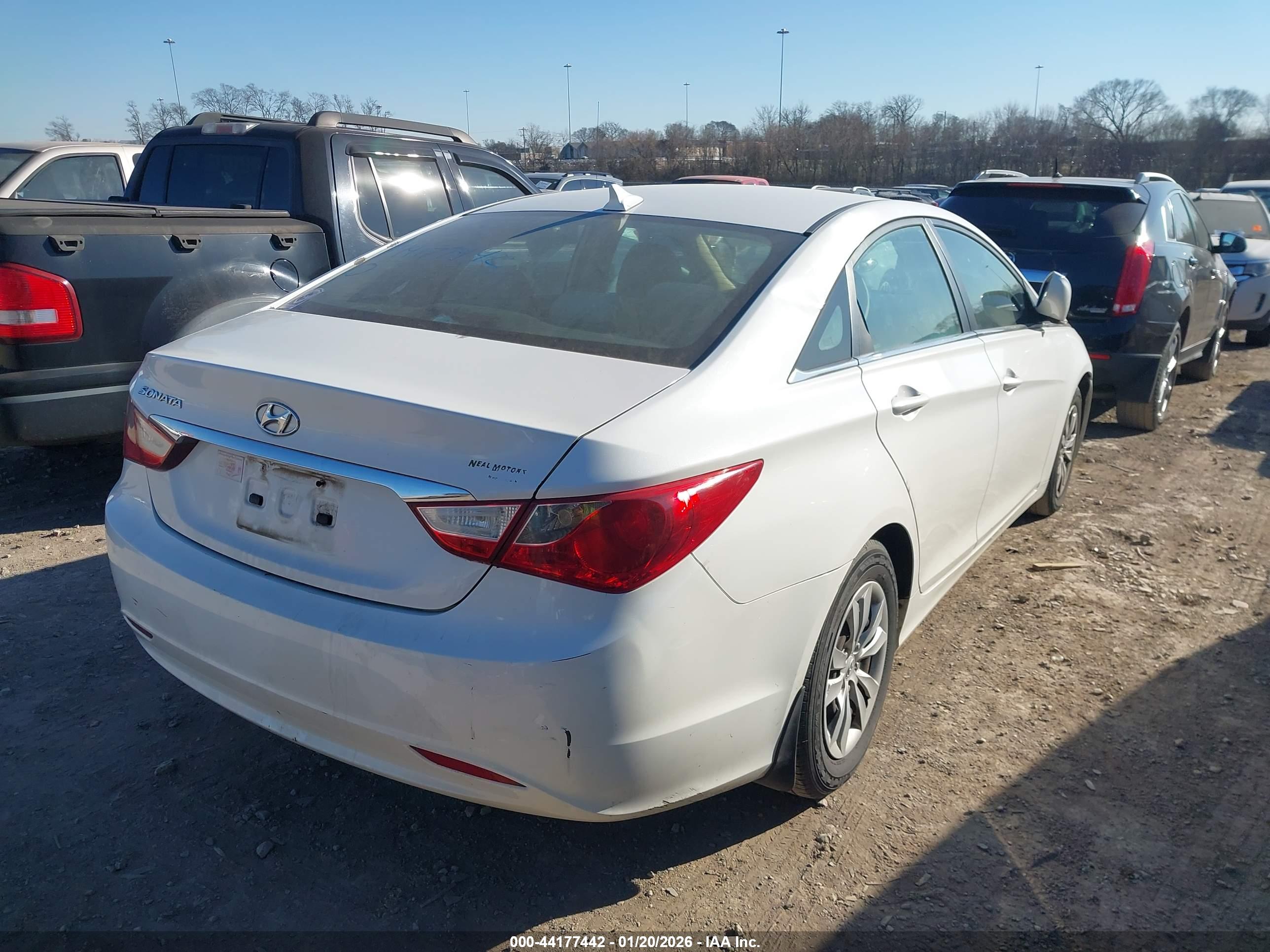 HYUNDAI SONATA image 4
