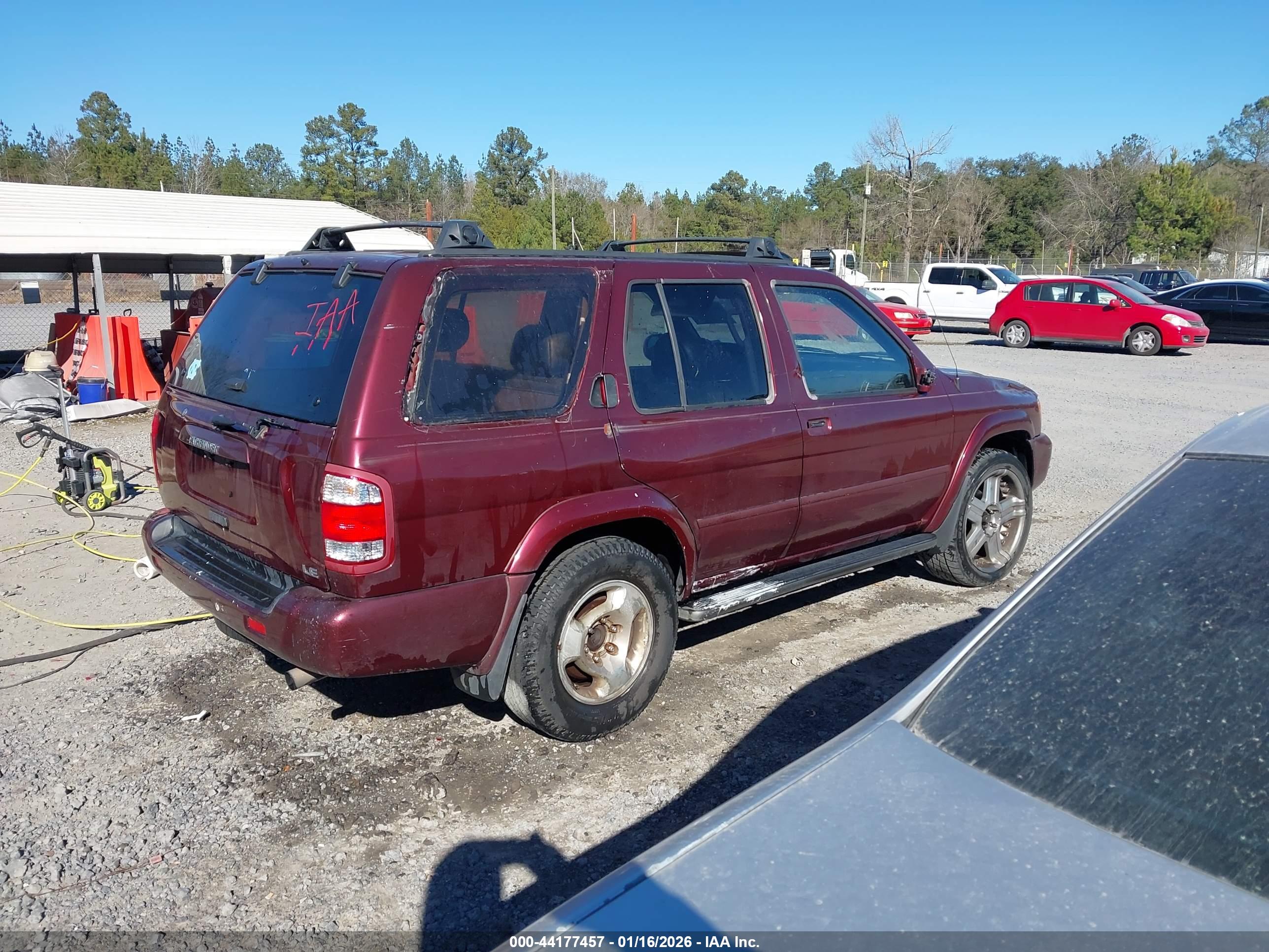 NISSAN PATHFINDER image 4