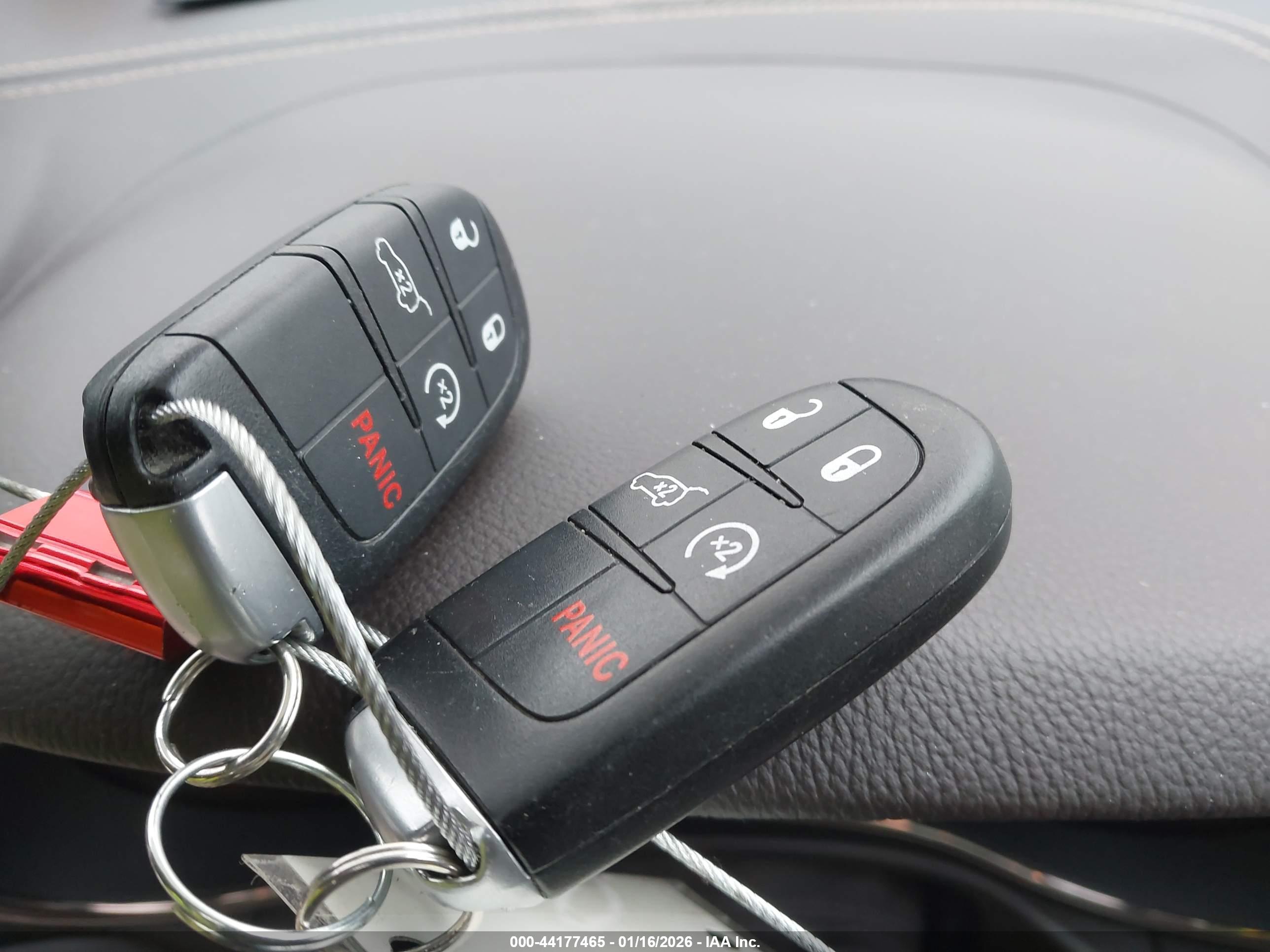 JEEP GRAND image 11