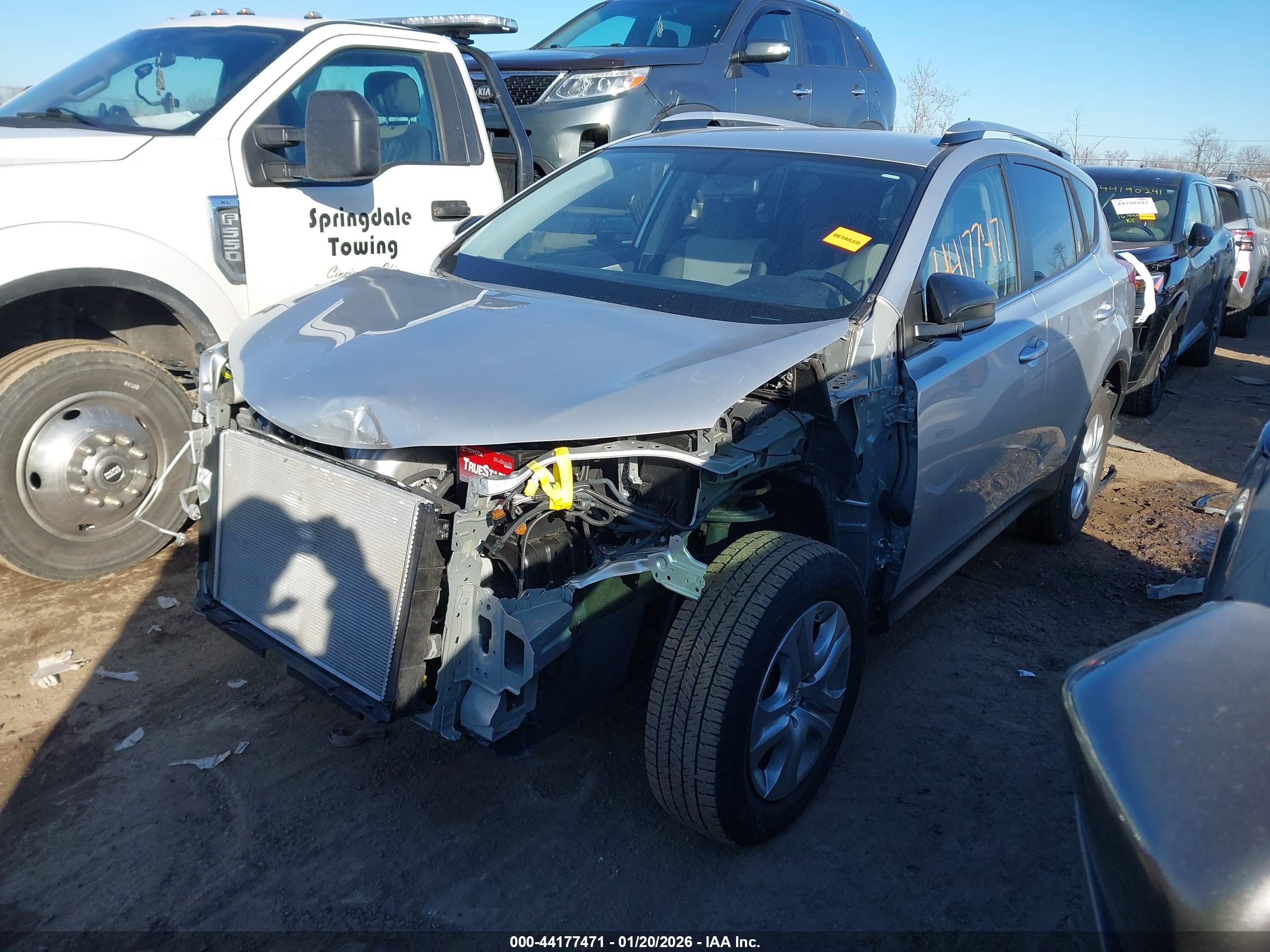 TOYOTA RAV4 image 2