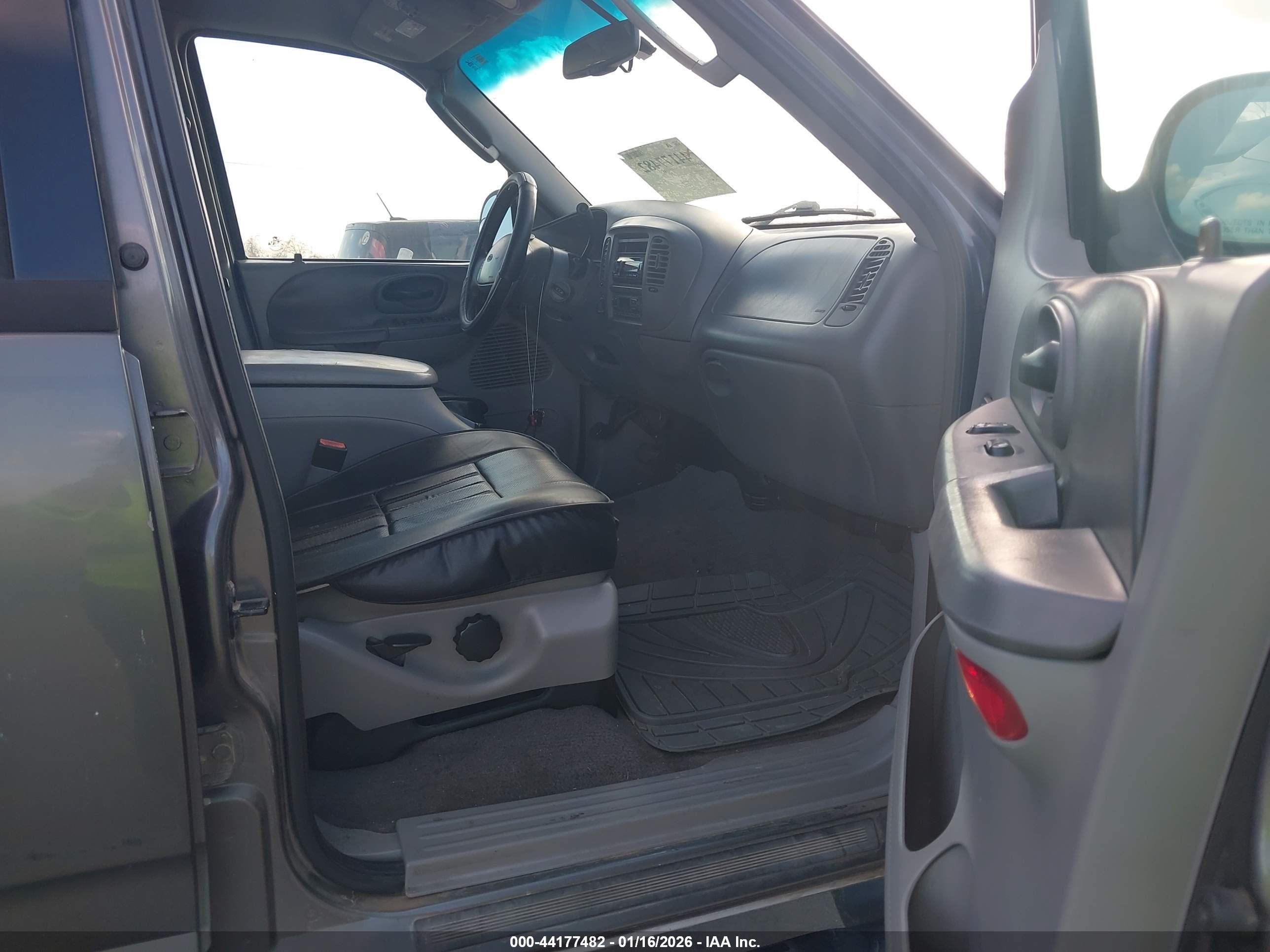 FORD F-150 image 5