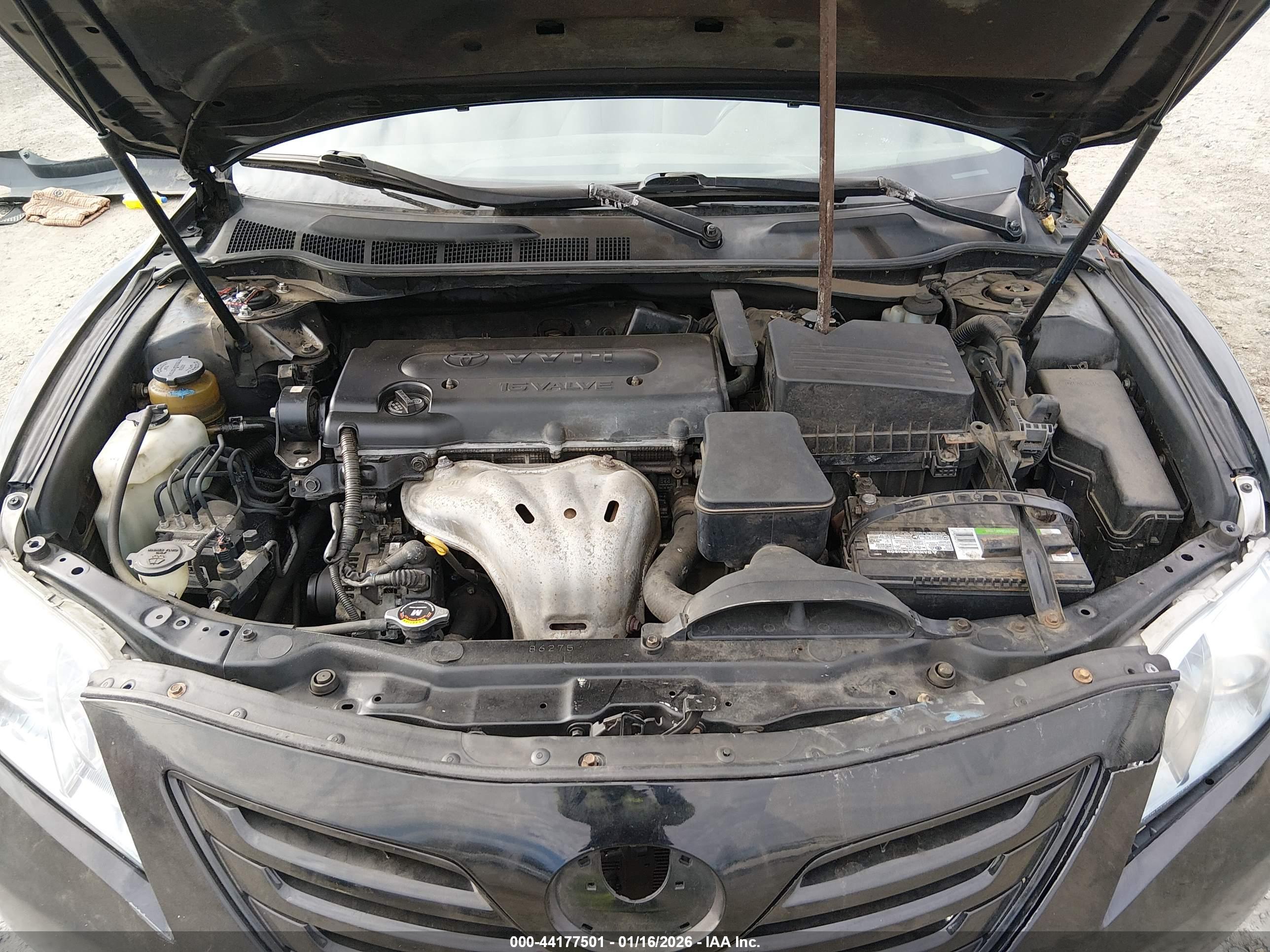 TOYOTA CAMRY image 10