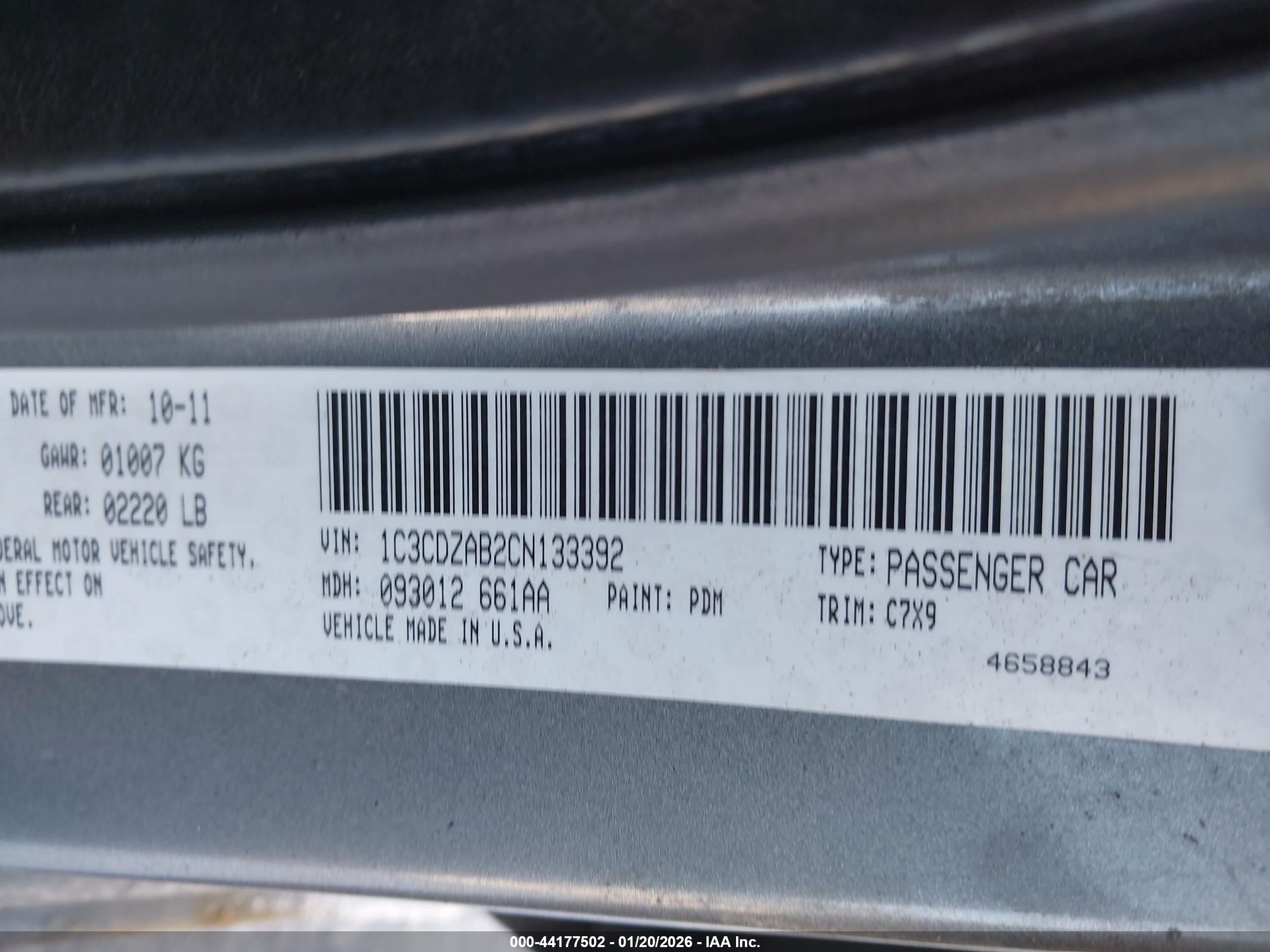 DODGE AVENGER image 9