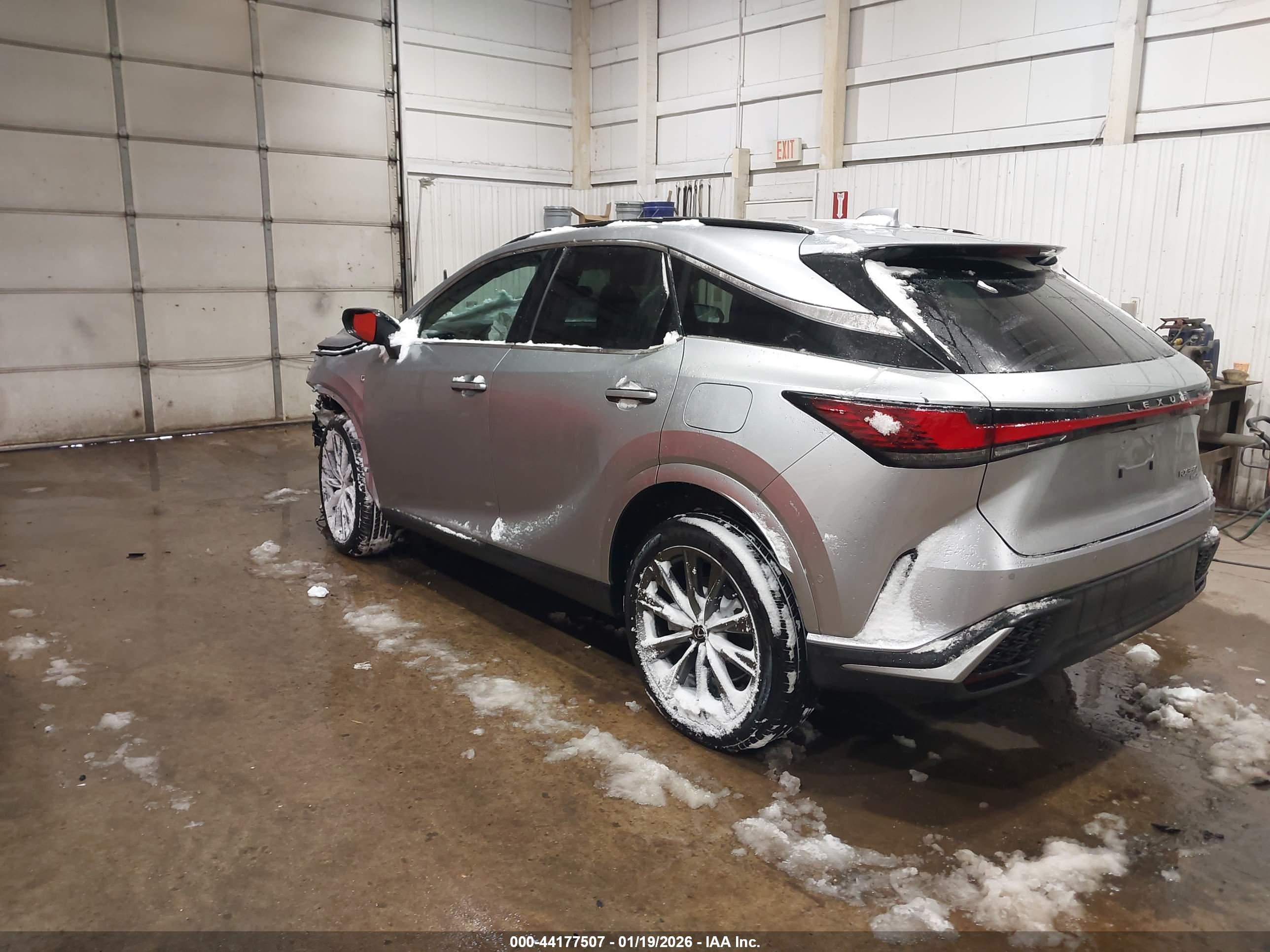 LEXUS RX image 3