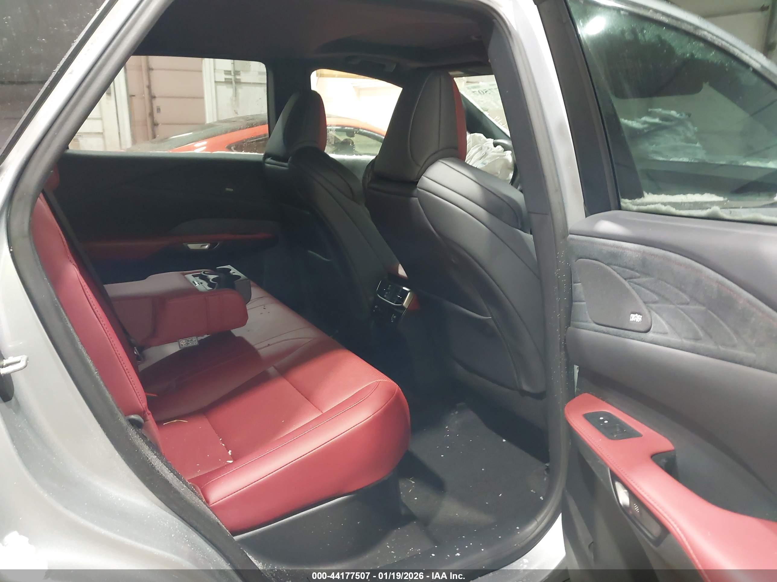 LEXUS RX image 8