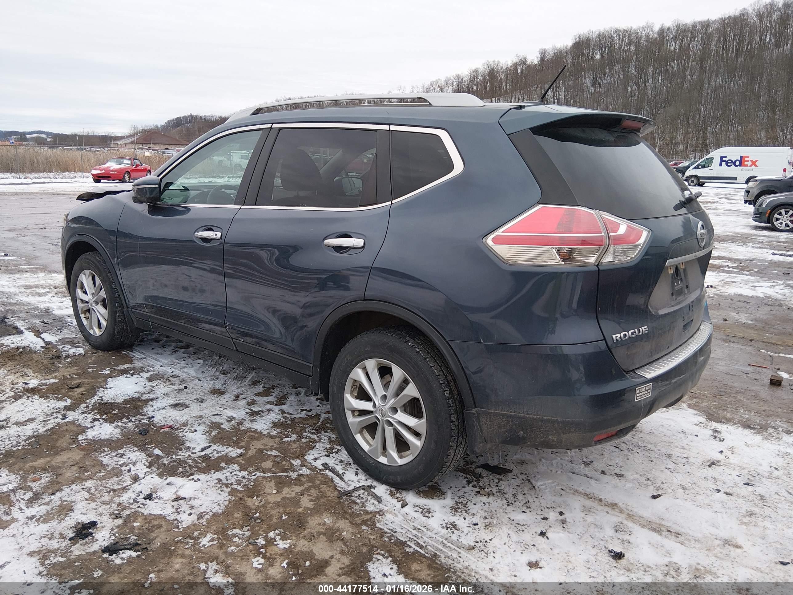 NISSAN ROGUE image 3