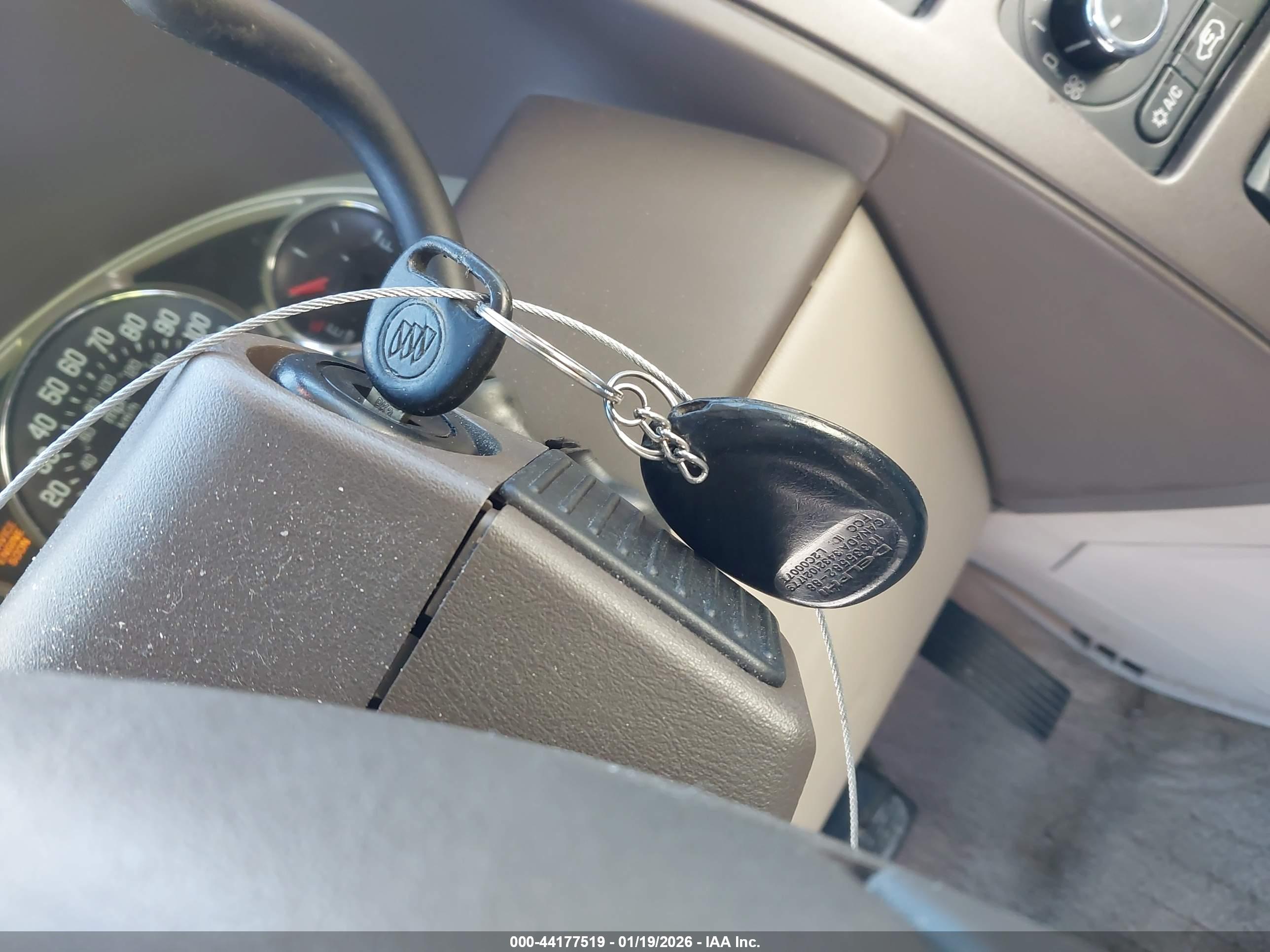 BUICK RENDEZVOUS image 11