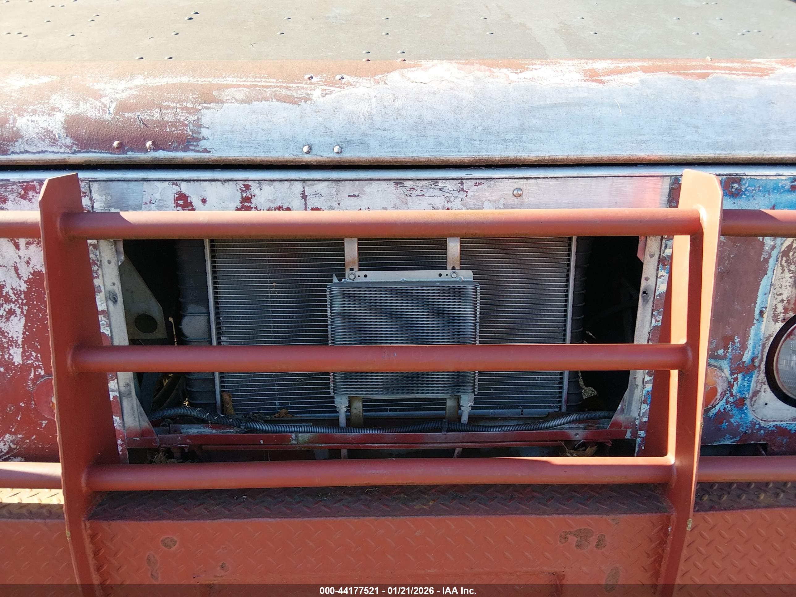 GMC FORWARD image 10