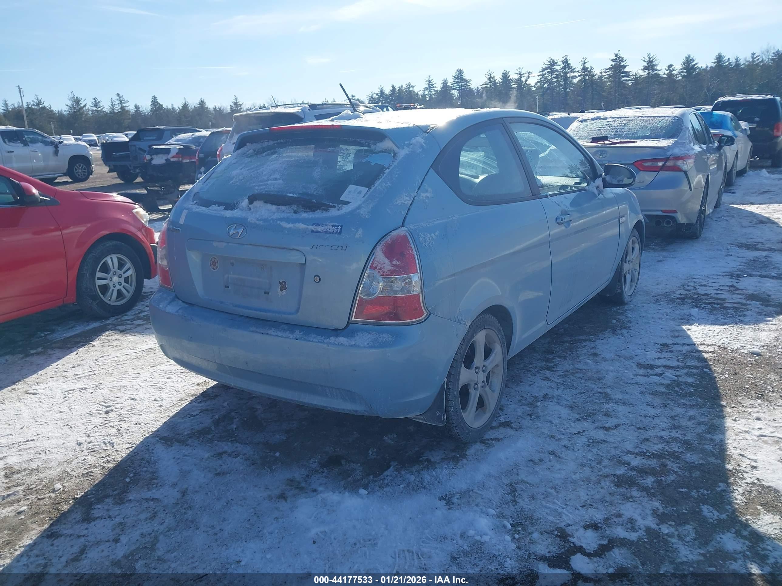 HYUNDAI ACCENT image 4