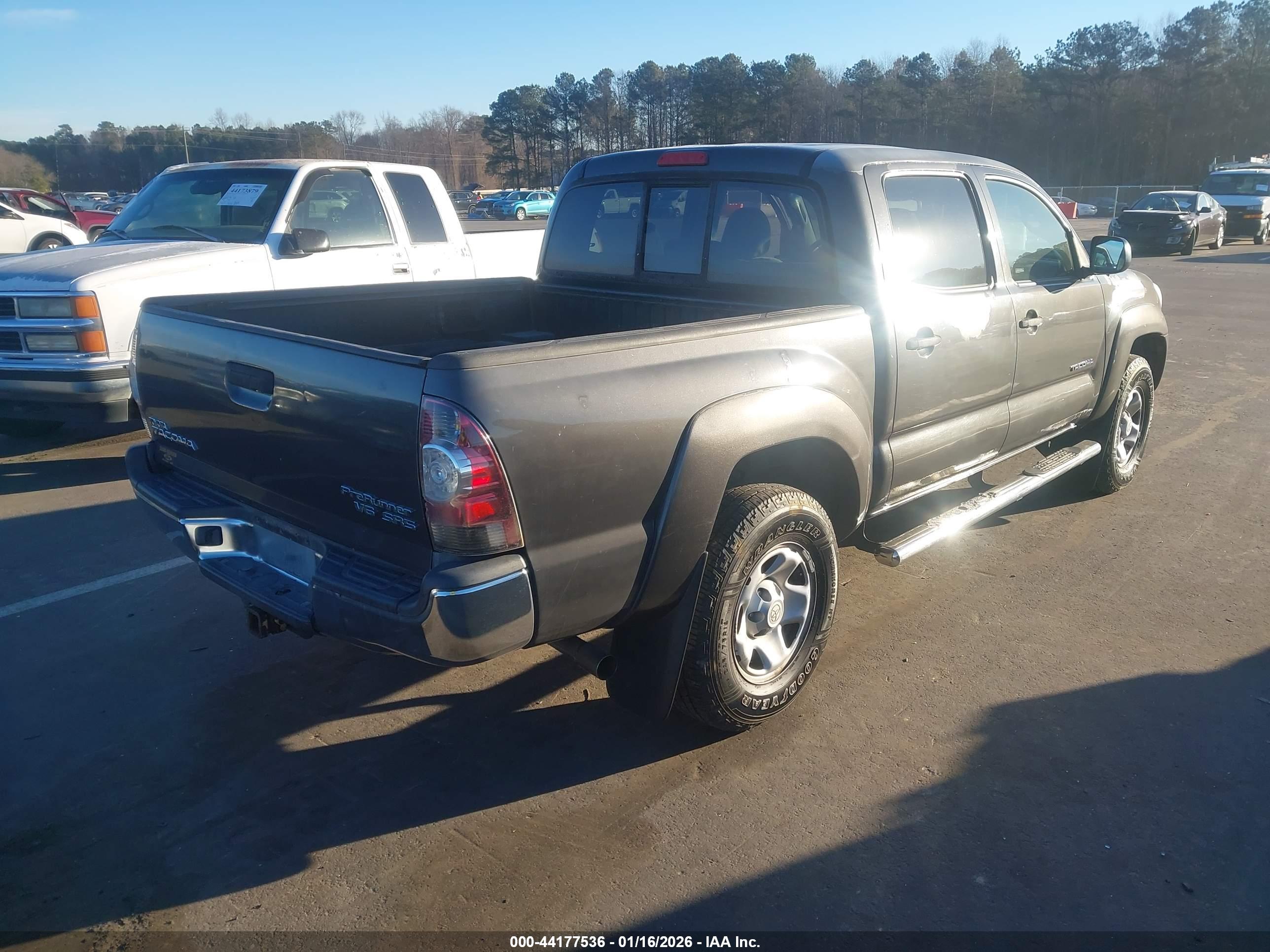 TOYOTA TACOMA image 4