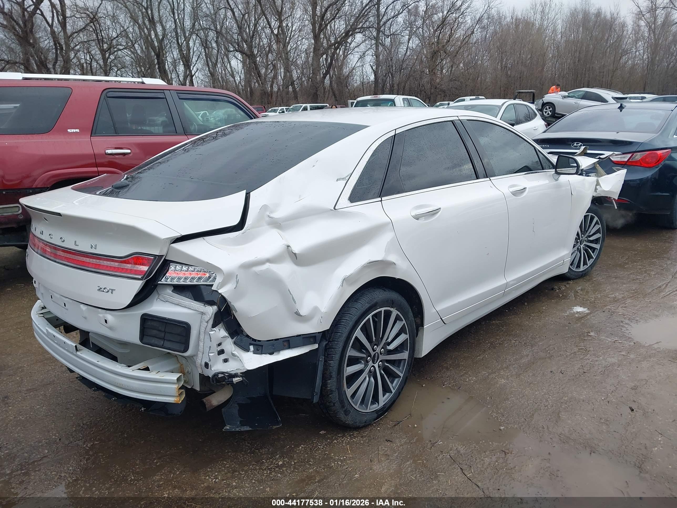 LINCOLN MKZ image 4