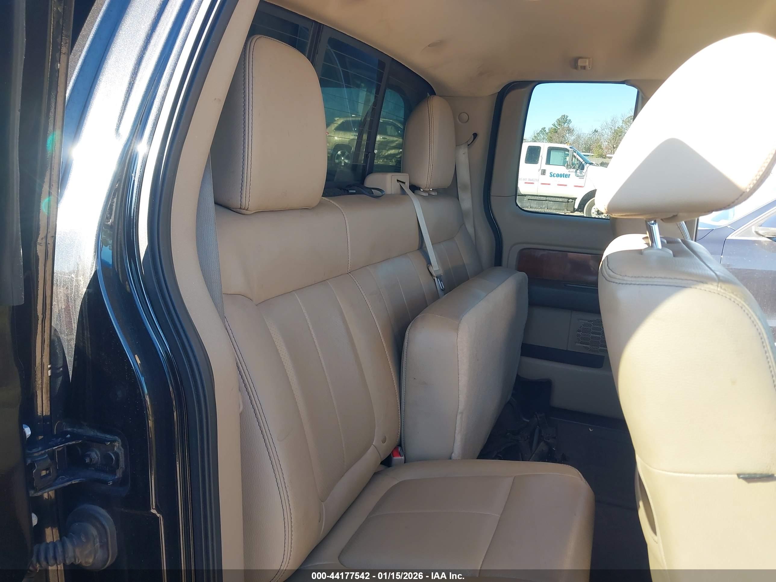 FORD F-150 image 8