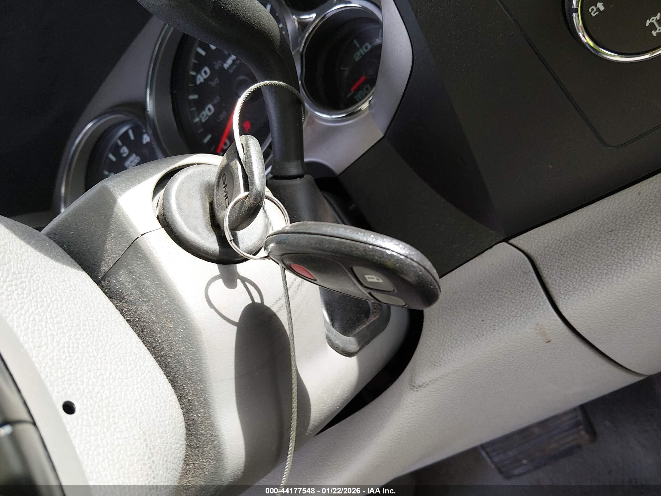GMC SIERRA image 11