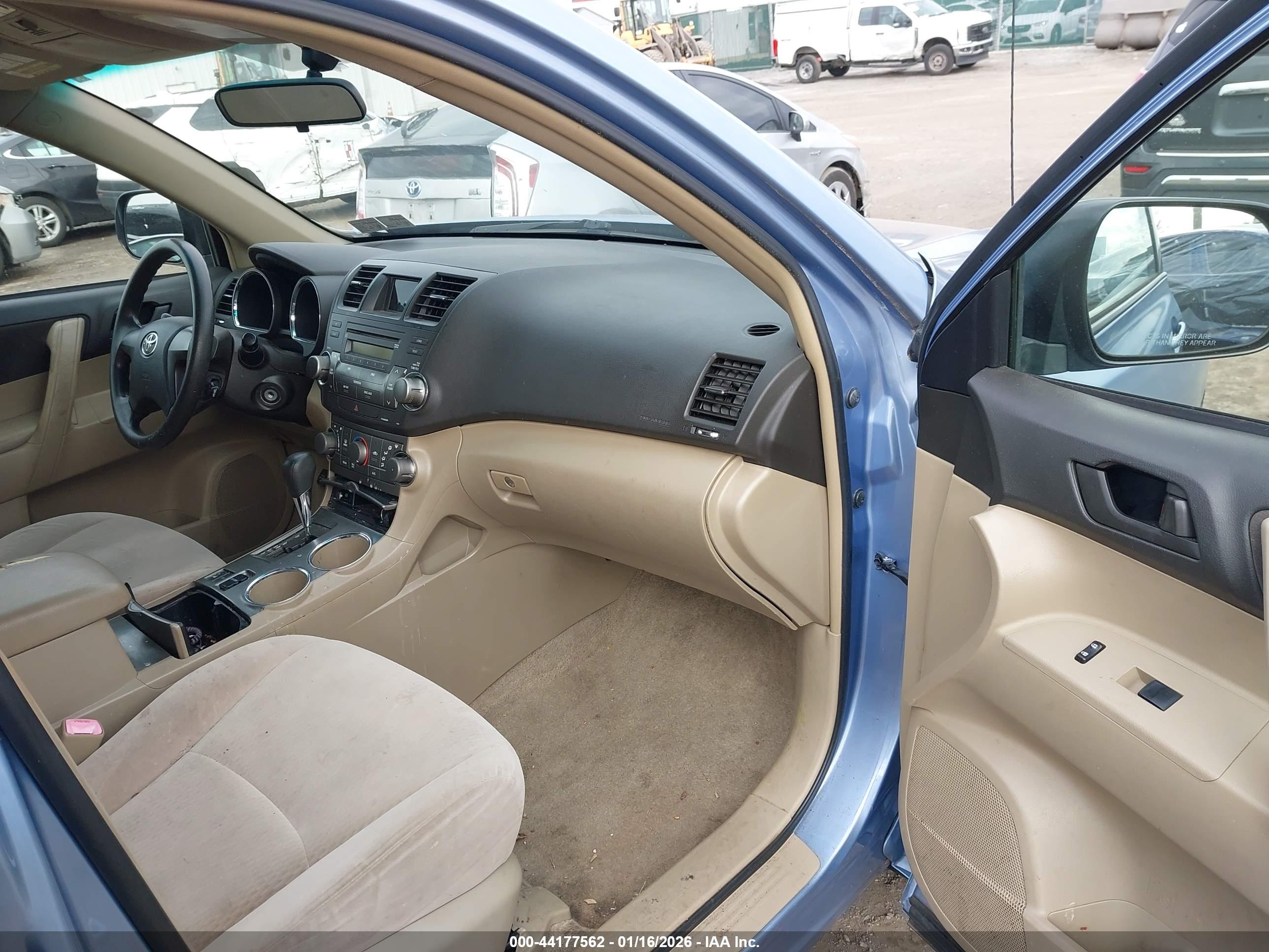 TOYOTA HIGHLANDER image 5