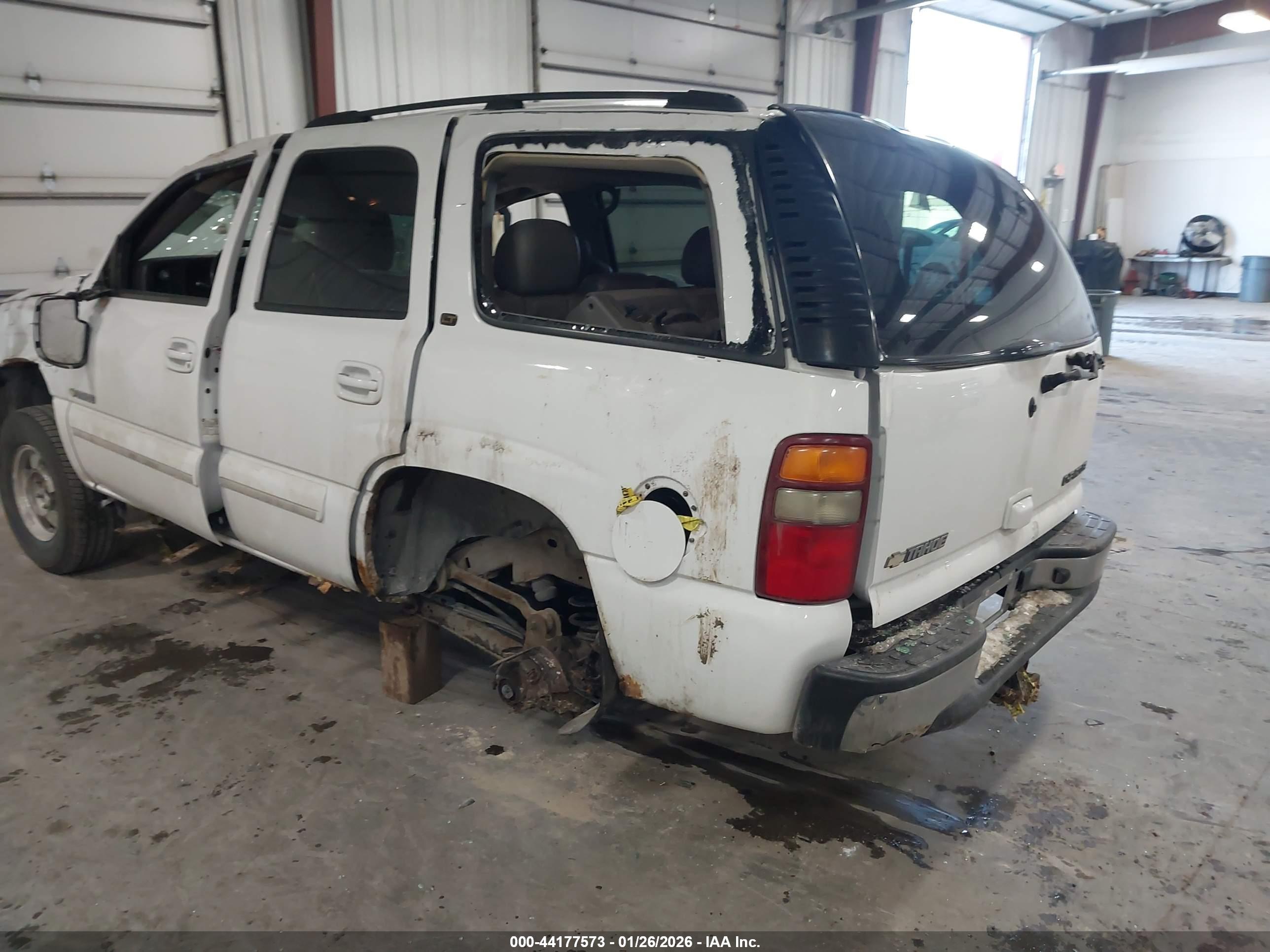 CHEVROLET TAHOE image 3