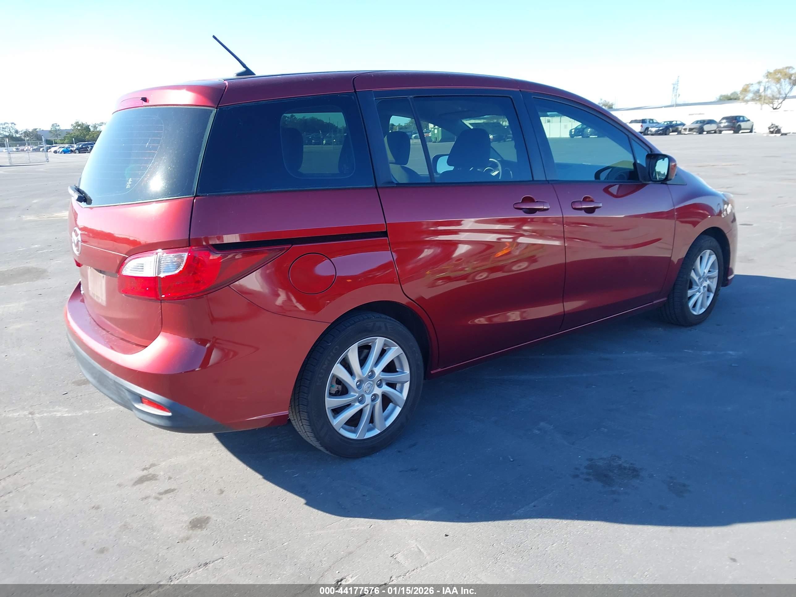 MAZDA MAZDA5 image 4