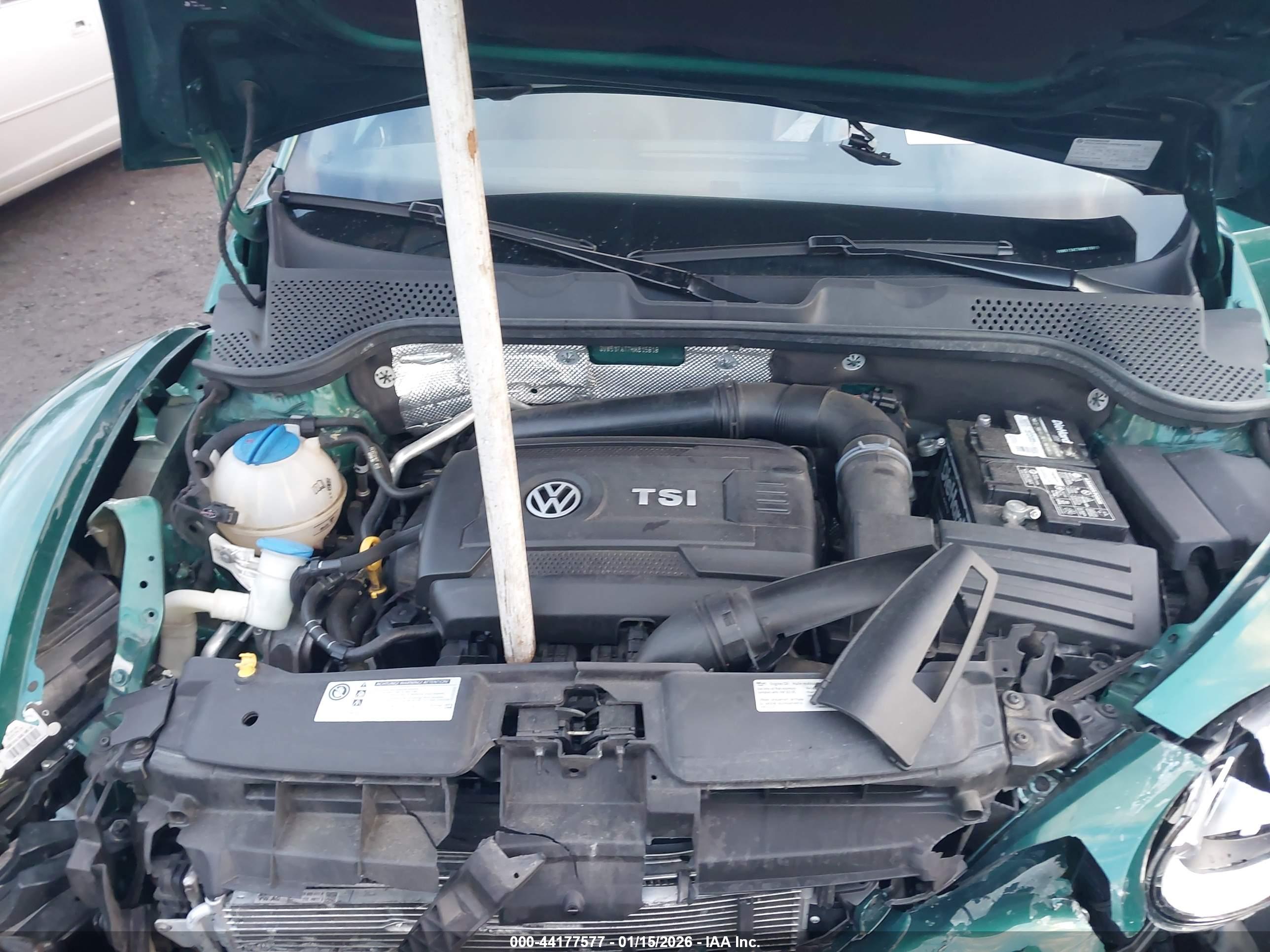 VOLKSWAGEN BEETLE image 10