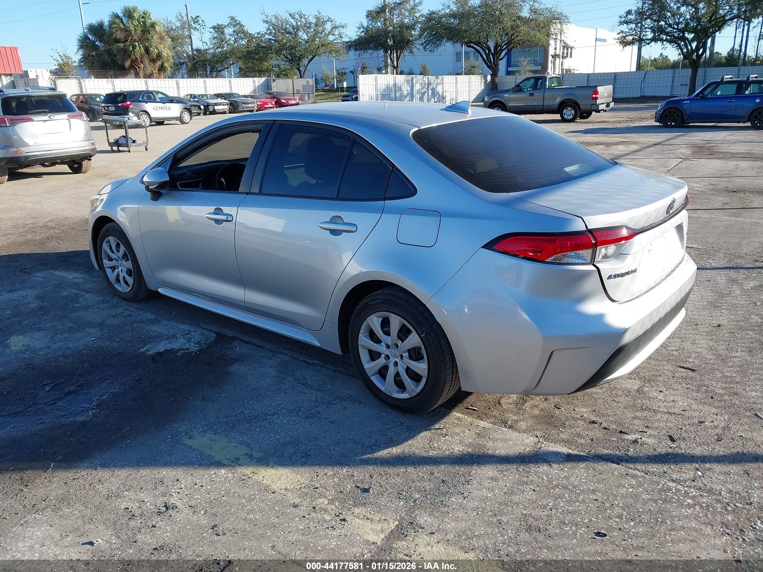 TOYOTA COROLLA image 3