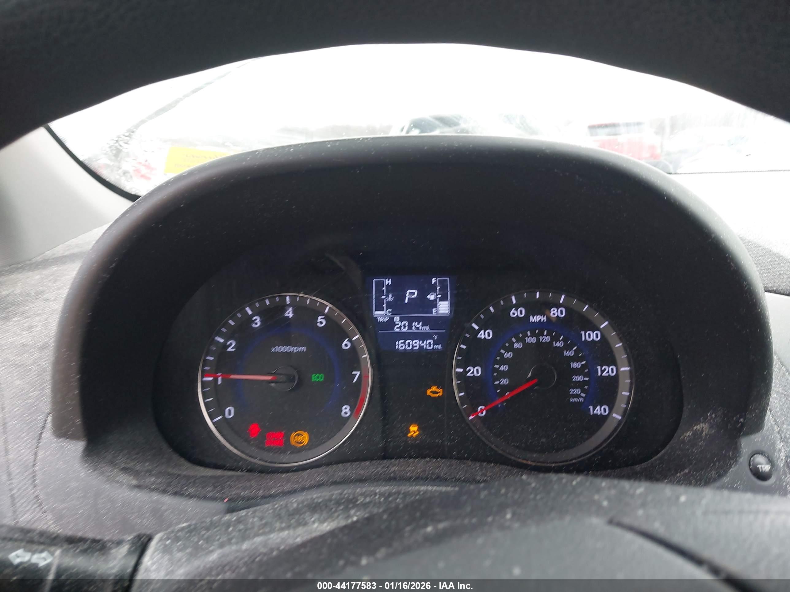 HYUNDAI ACCENT image 7