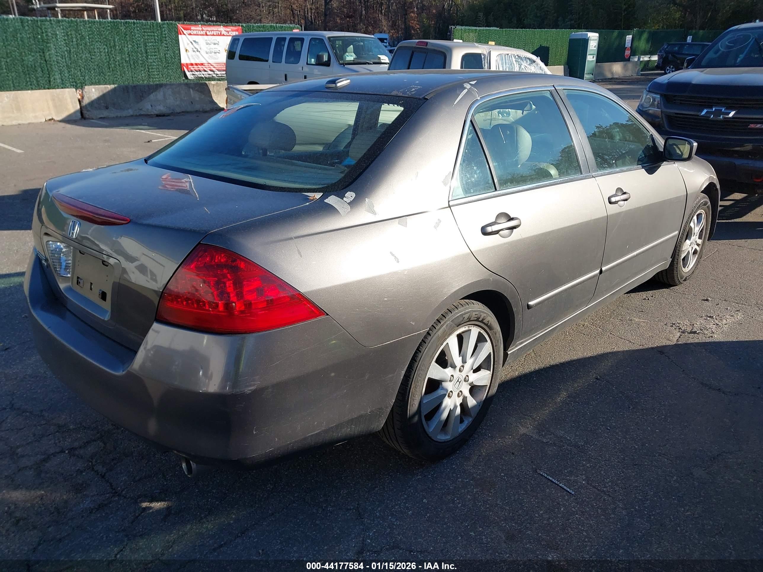 HONDA ACCORD image 4
