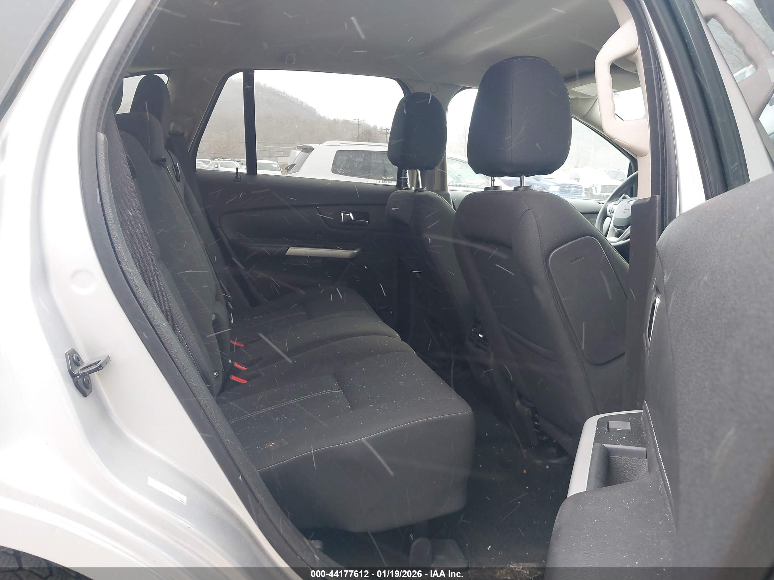 FORD EDGE image 8