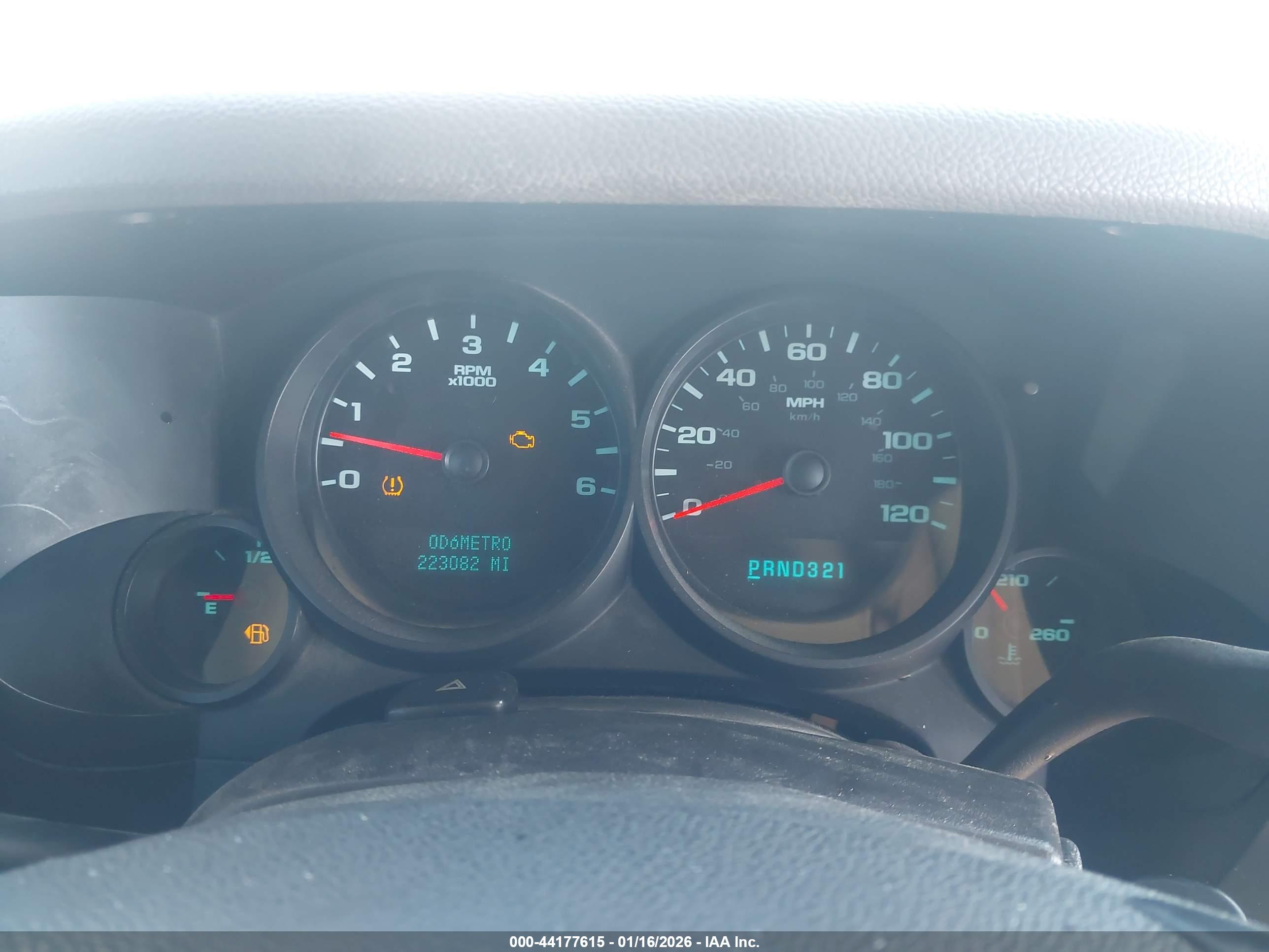 GMC SIERRA image 7