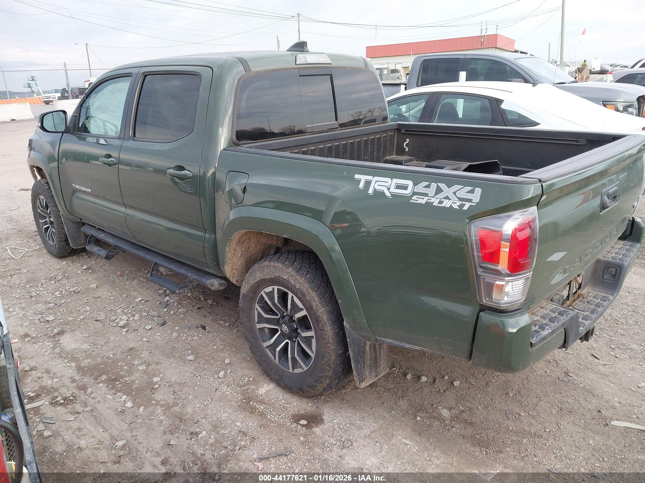 TOYOTA TACOMA image 3