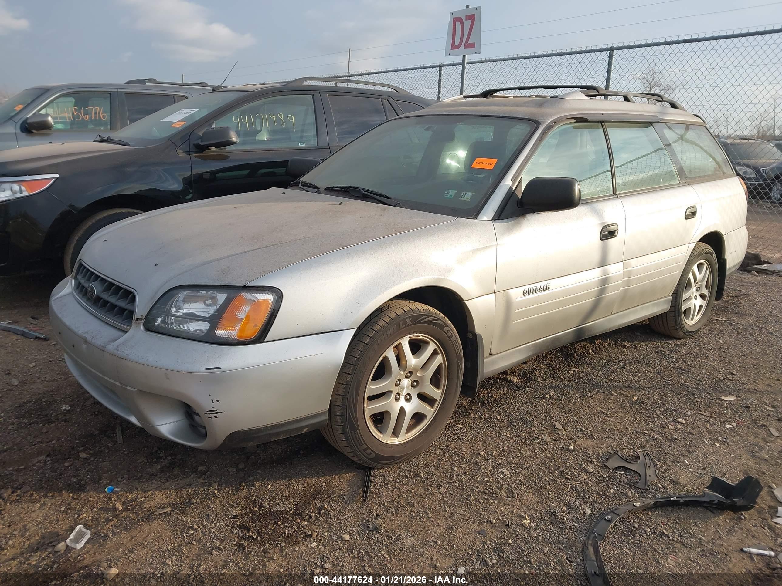 SUBARU OUTBACK image 2