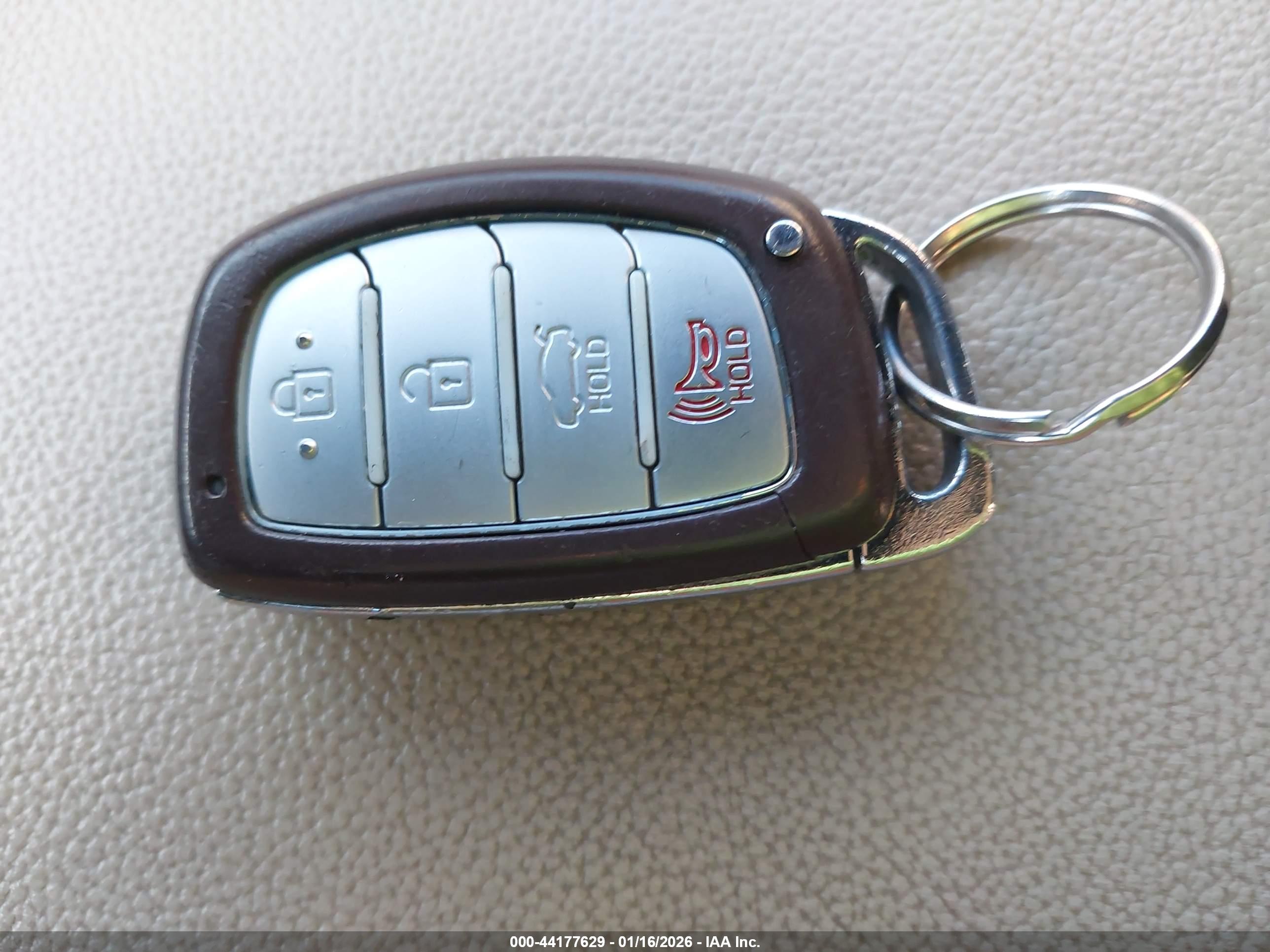 HYUNDAI SONATA image 11