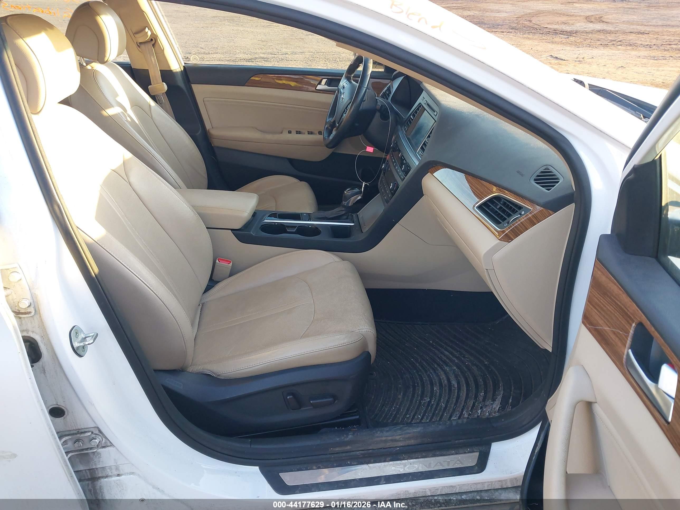 HYUNDAI SONATA image 5